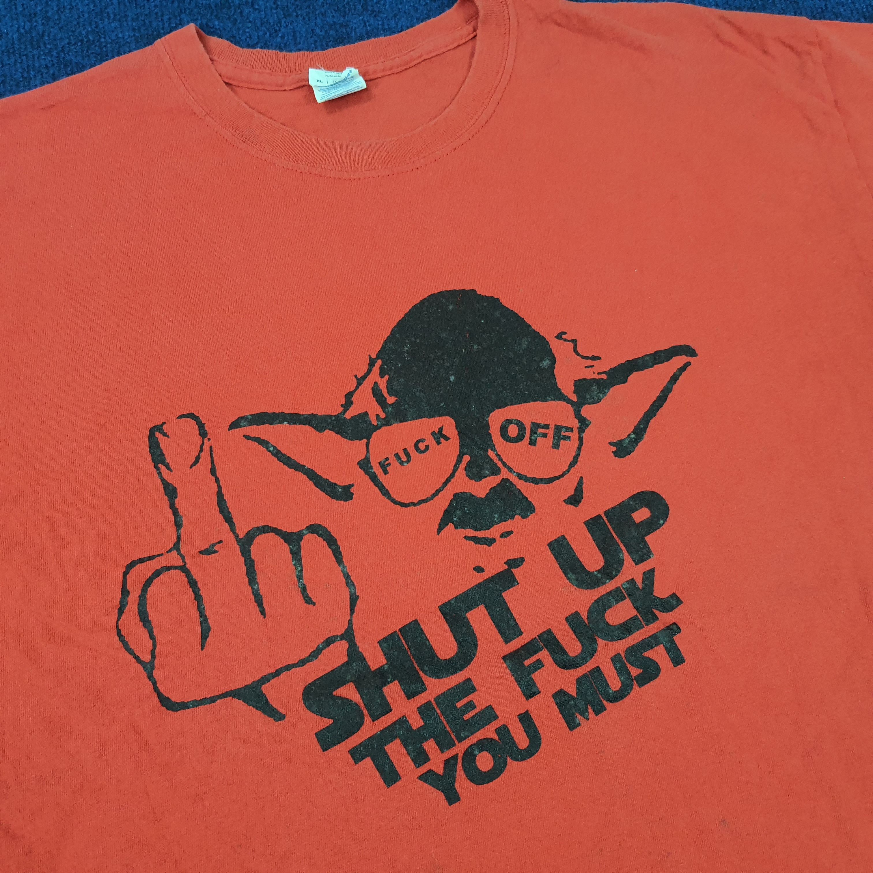 Star Wars × Vintage Vintage Star Wars Yoda Fuck Off Parody Movie Tshirt Size US XL / EU 56 / 4 - 2 Thumbnail