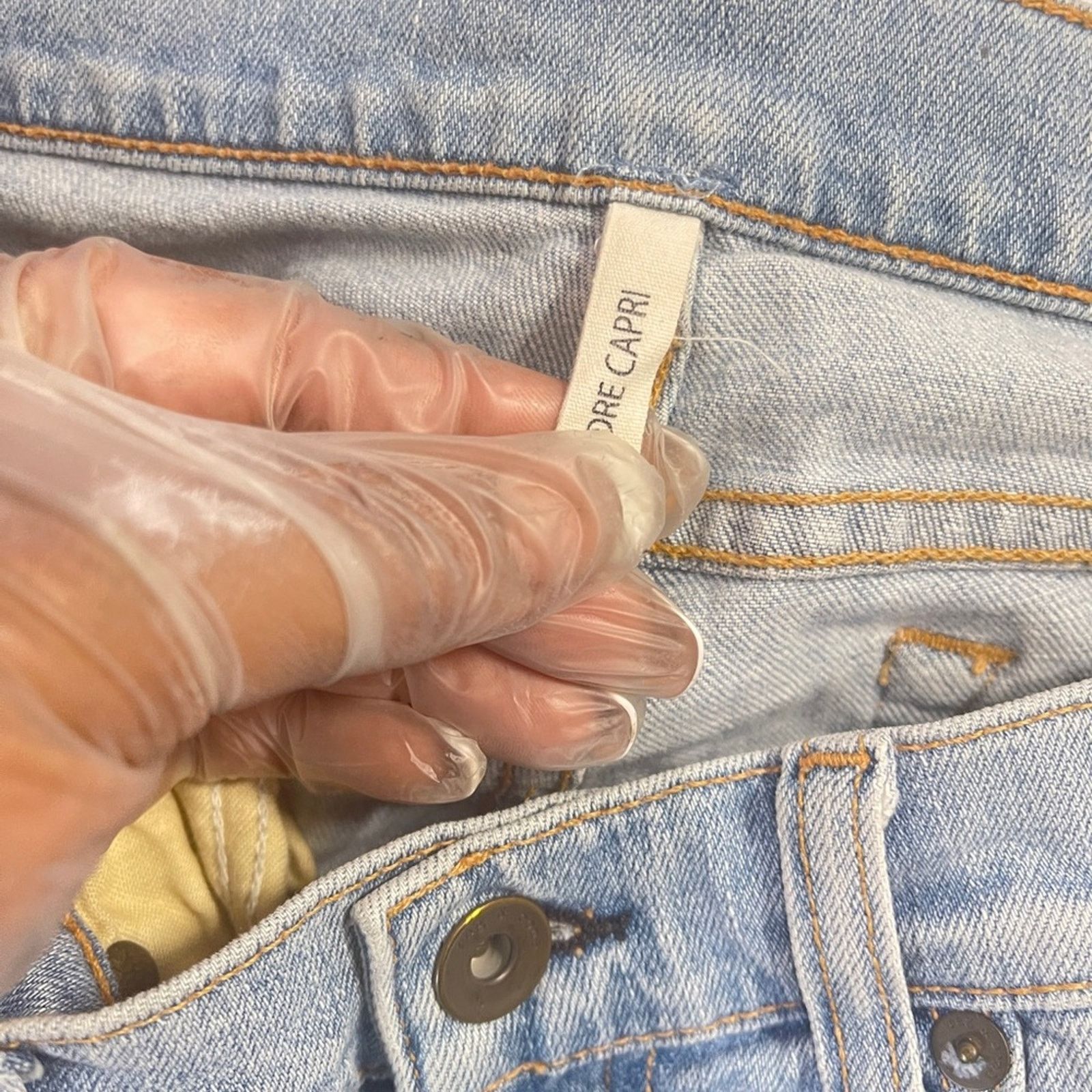 Rag & Bone RAG & BONE Light Wash Distressed Dre Capri Jeans Sz 26 Size 26" / US 2 / IT 38 - 7 Thumbnail