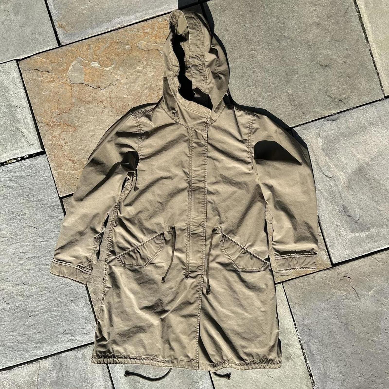 Uniqlo Uniqlo Khaki Poplin Mid Length Jacket Size XS / US 0-2 / IT 36-38 - 1 Thumbnail