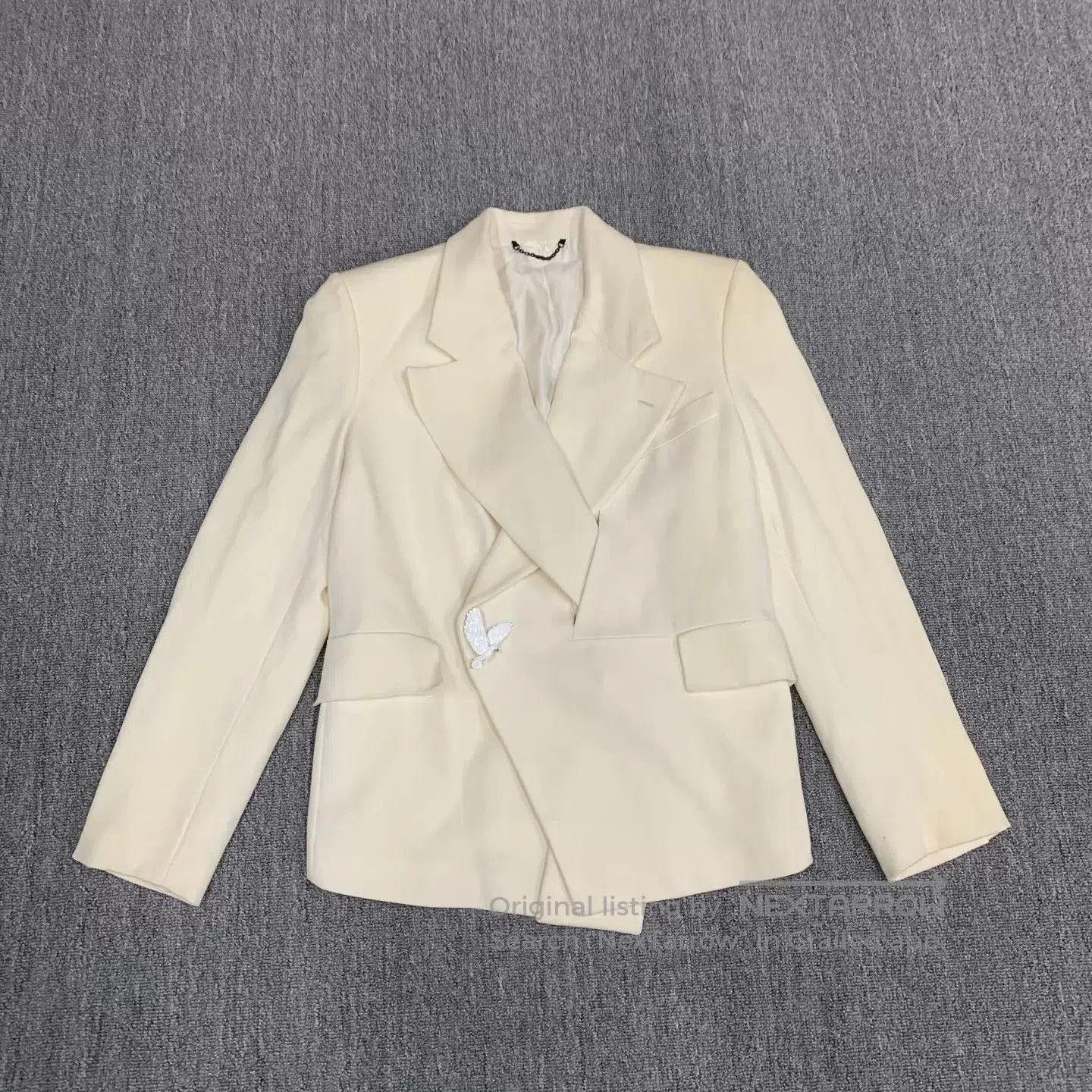 Louis Vuitton Beige Double-Breasted Blazer with Butterfly Accent. Size US M / EU 48-50 / 2 - 1 Thumbnail
