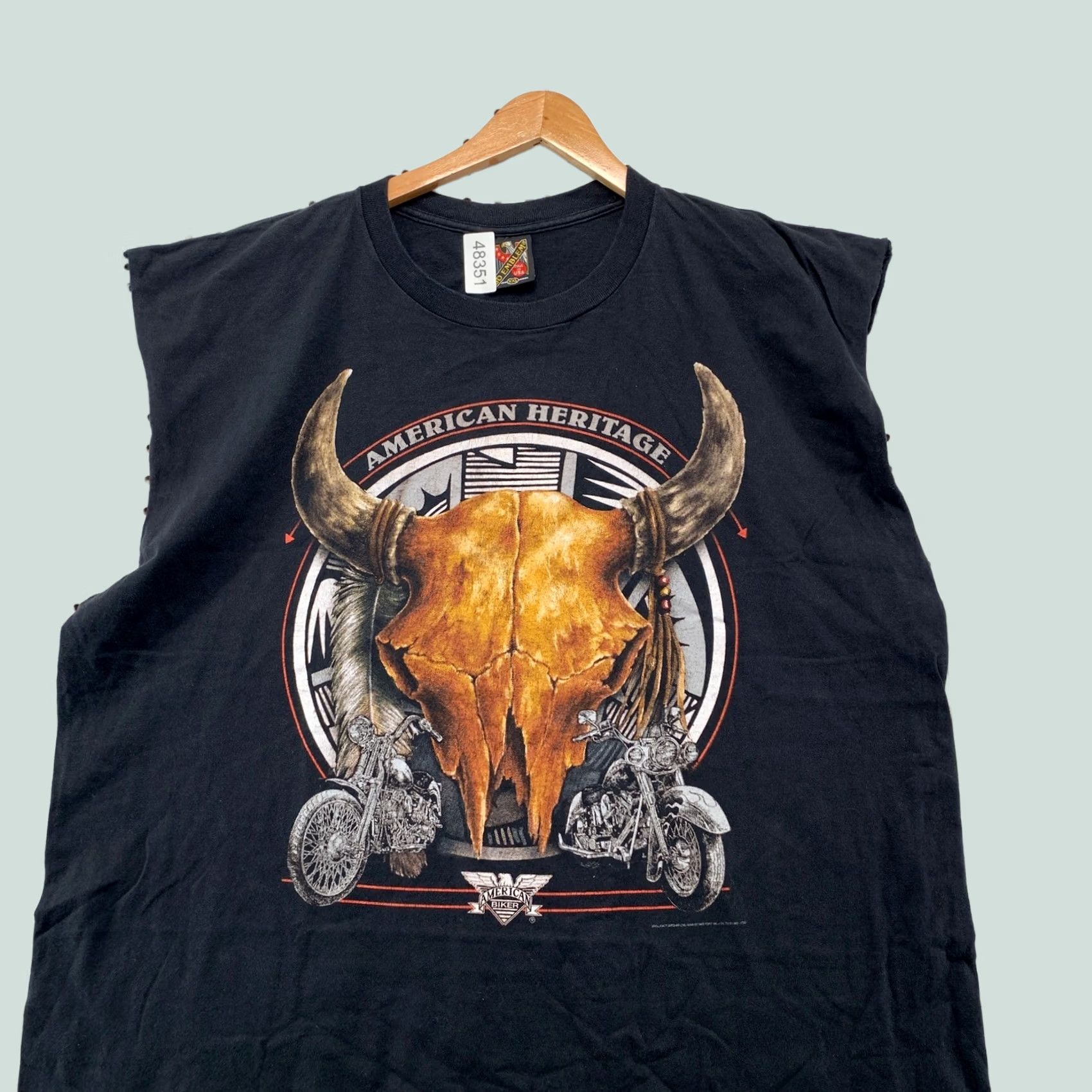 Vintage VINTAGE 3D Emblem Sleeveless T Shirt Mens XXL Black Biker Outlaw Motorcycle T-Shirt Graphic Print Logo Crew Neck Summer 1990s Mens Size US XXL / EU 58 / 5 - 1 Thumbnail