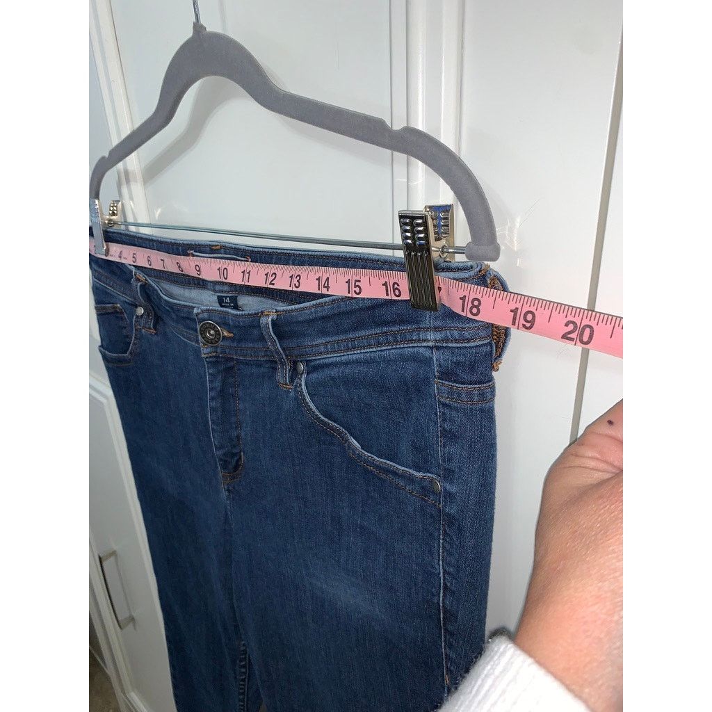 Tommy Bahama Tommy Bahama Women's Bootcut Jeans Size 14 Dark Wash Size 36" / US 14 / IT 50 - 6 Thumbnail