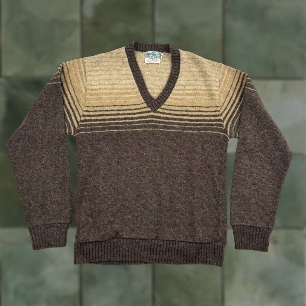 Vintage VINTAGE Wilderness Sweater Men Adult Medium Striped V-Neck Brown Tan 80s 90s Outdoor Pullover Size US M / EU 48-50 / 2 - 1 Thumbnail