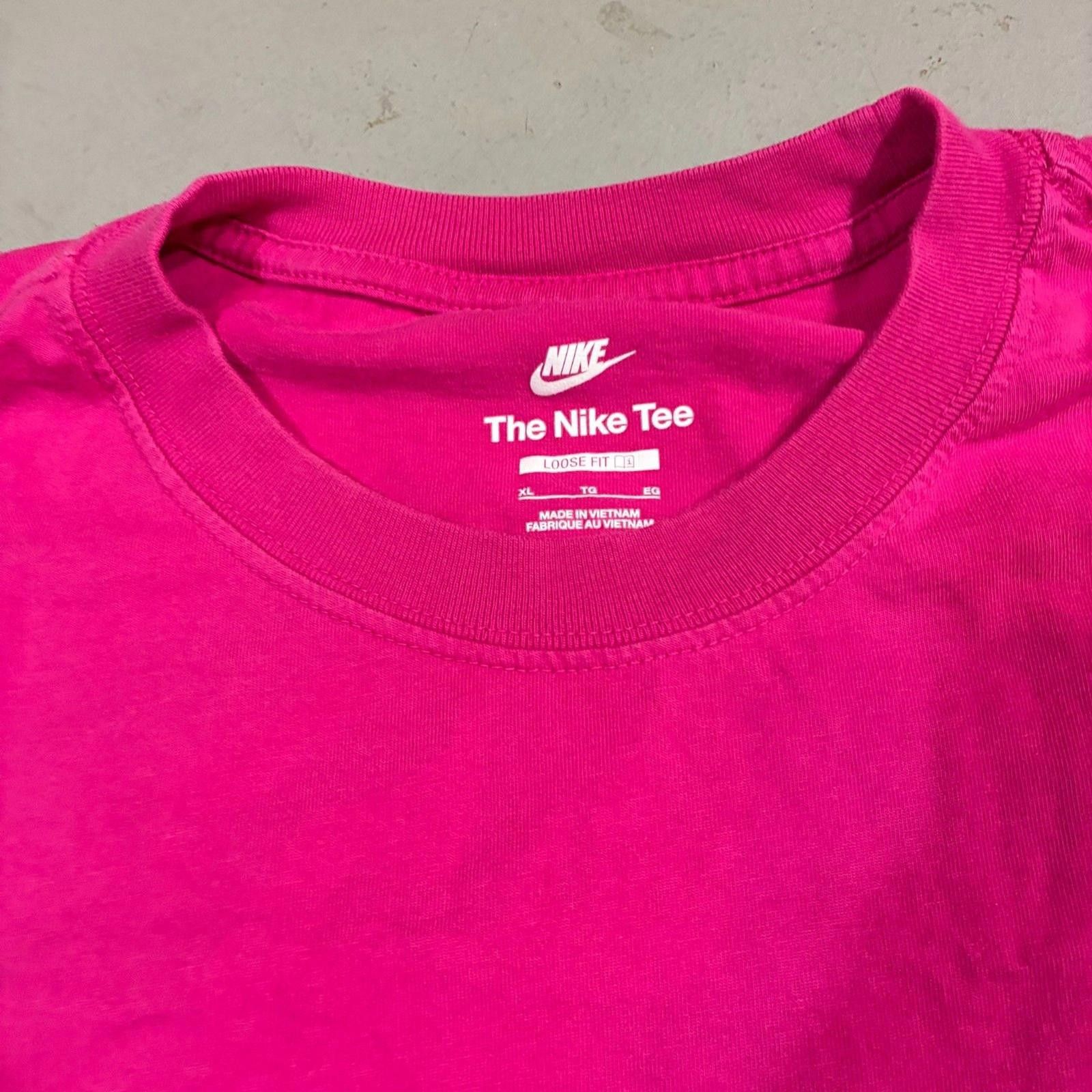 Nike Nike Worldwide Max90 T-Shirt Loose Fit Pink Graphic Tee XL Size US XL / EU 56 / 4 - 3 Thumbnail