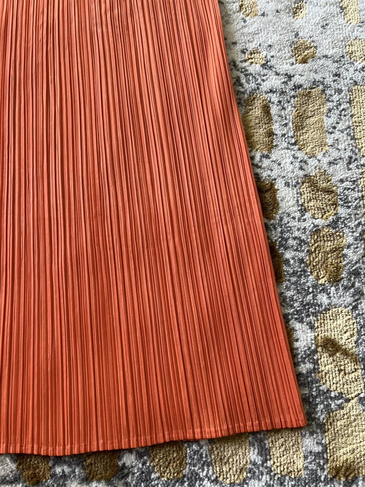Pleats Please Issey Miyake Vintage Pleats Please Issey Miyake orange skirt Size 22" - 10 Thumbnail