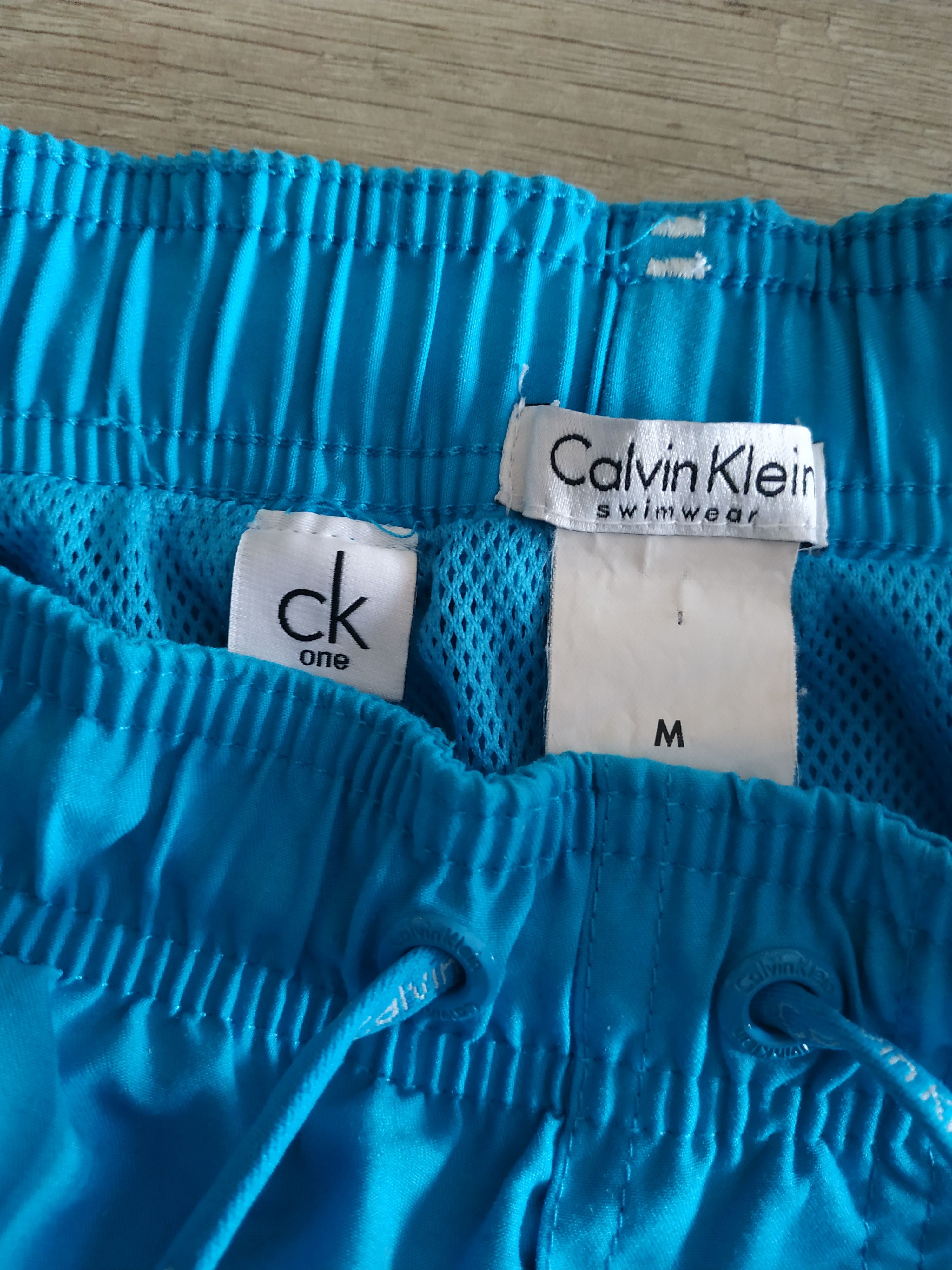 Calvin Klein Calvin Klein Men's Shorts/Beach Shorts/Swimwear, s. MEDIUM Size US 31 - 7 Thumbnail