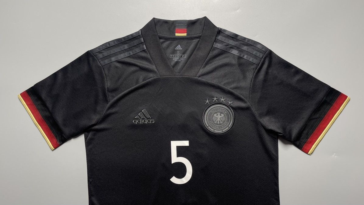 Adidas GERMANY ADIDAS 2020 EURO FOOTBALL AWAY JERSEY #5 HUMMELS Size US S / EU 44-46 / 1 - 3 Thumbnail