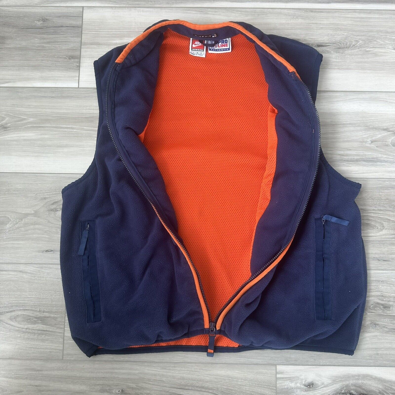 Nike NFL Denver Broncos VTG NIKE Team Fleece Vest Blue Mens Large Size US L / EU 52-54 / 3 - 3 Thumbnail
