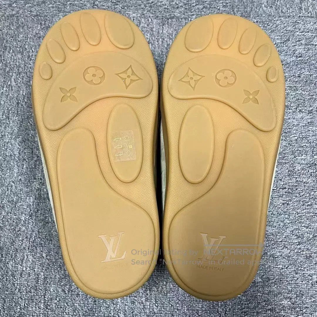 Louis Vuitton beige suede leather round toe sneakers. Size US 9 / EU 42 - 6 Thumbnail