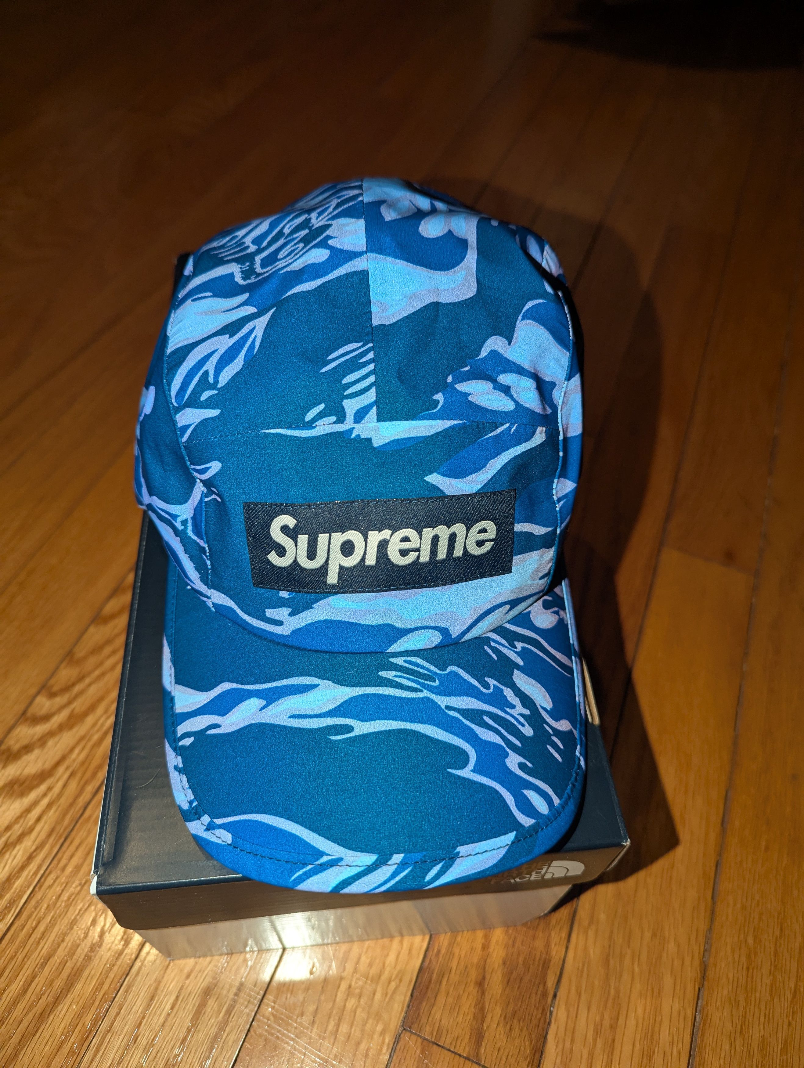 Supreme Supreme Tiger Camo Reflective Camp Cap Size ONE SIZE - 2 Thumbnail