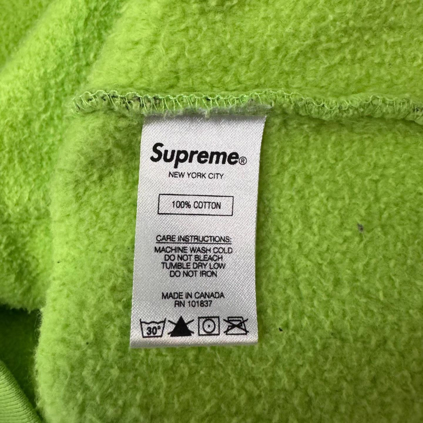 Supreme Supreme Green All-Over Print Handcuff Hoodie Q10 Size US M / EU 48-50 / 2 - 3 Thumbnail