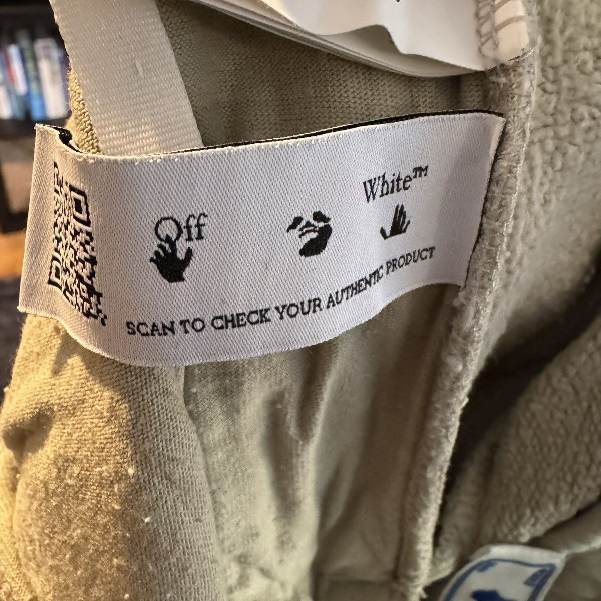 Off-White Beige Off-White Logo Sweatpants Size XXL Drawstring Size US 38 / EU 54 - 9 Thumbnail