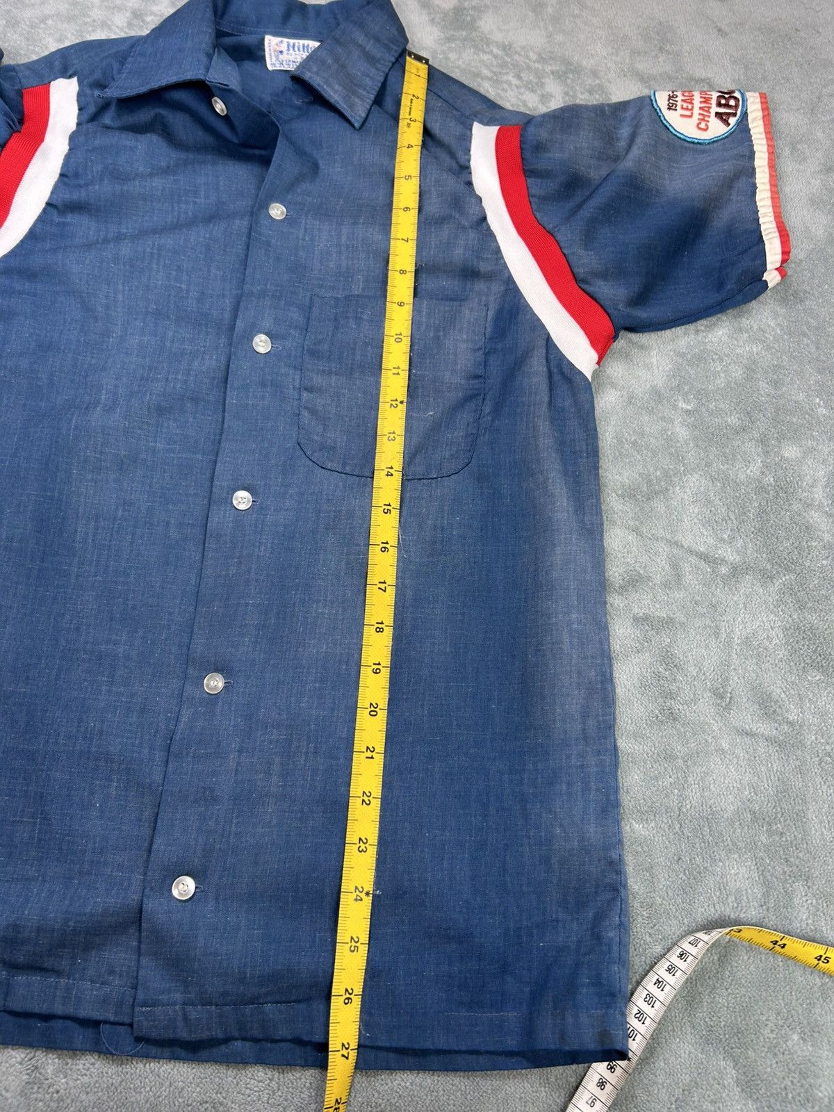 Vintage Vintage 60’s/70’s Hilton Bowling Shirt Size US S / EU 44-46 / 1 - 11 Thumbnail