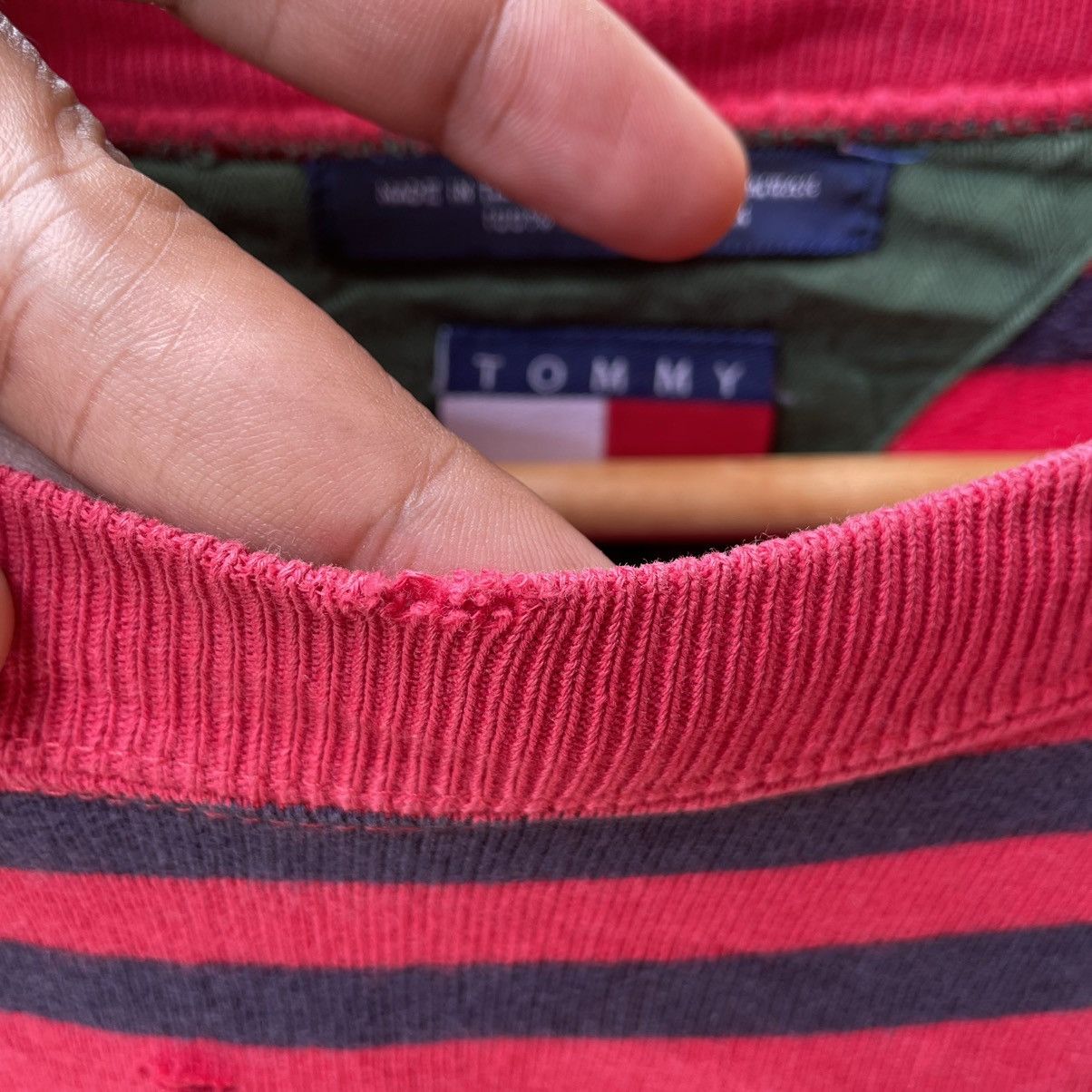 Tommy Hilfiger × Vintage 🔥Vintage Tommy Hilfiger Sailing Gear Striped Sweatshirts Size US M / EU 48-50 / 2 - 10 Thumbnail