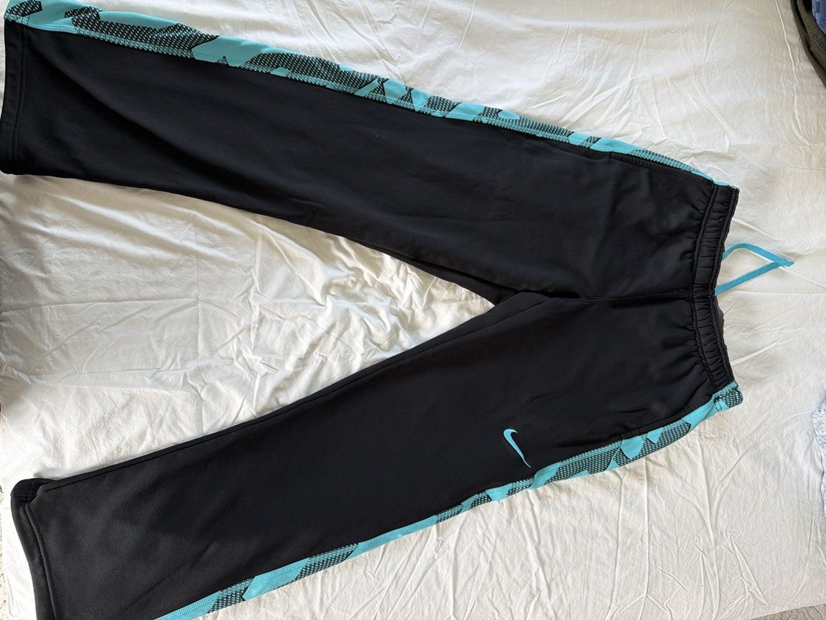 Nike Nike Thermafit Sweatpants Size US 32 / EU 48 - 2 Thumbnail