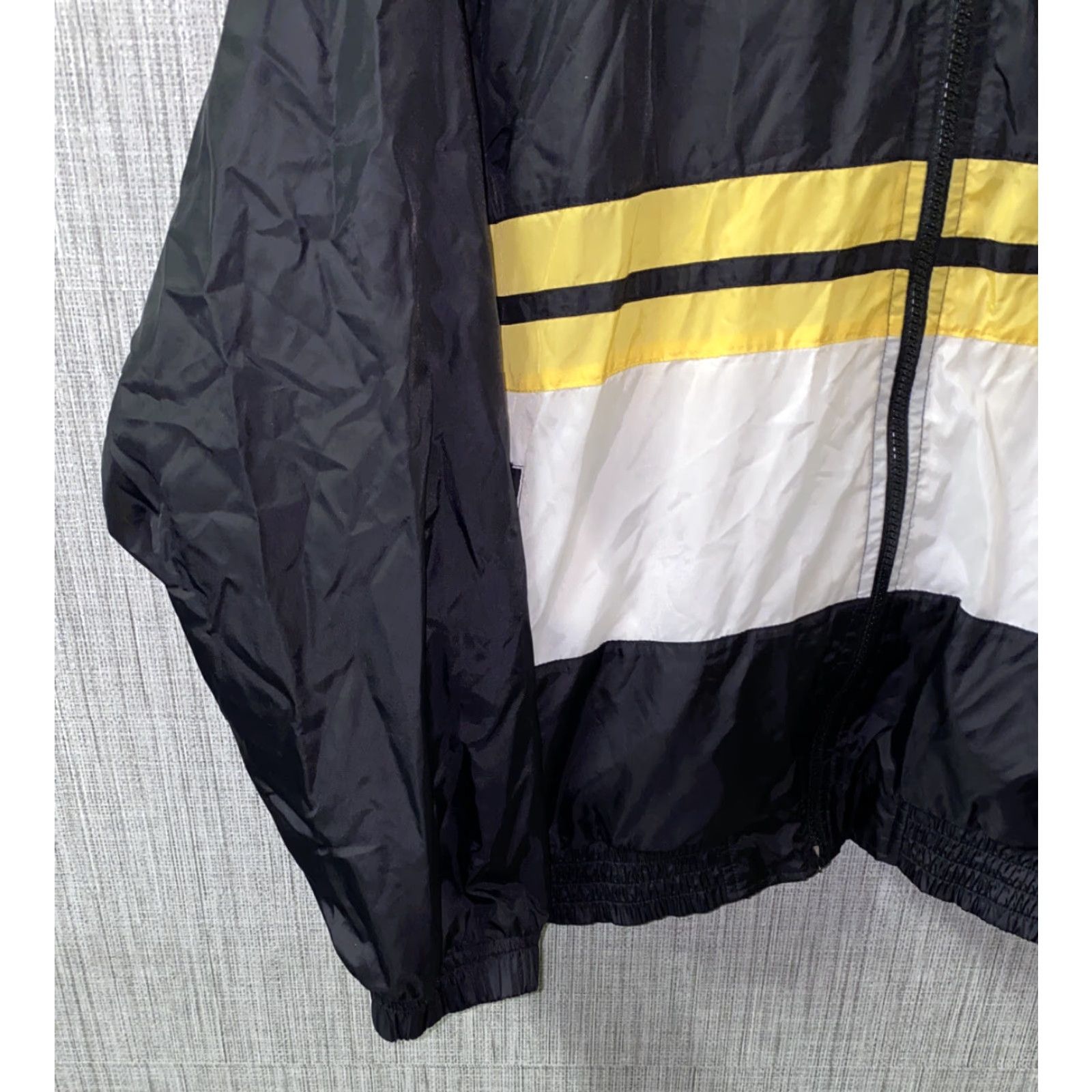 Wilson VINTAGE Wilson Black Nylon Full Zip Water Resistant Rain Jacket Adult Medium Size US M / EU 48-50 / 2 - 4 Thumbnail