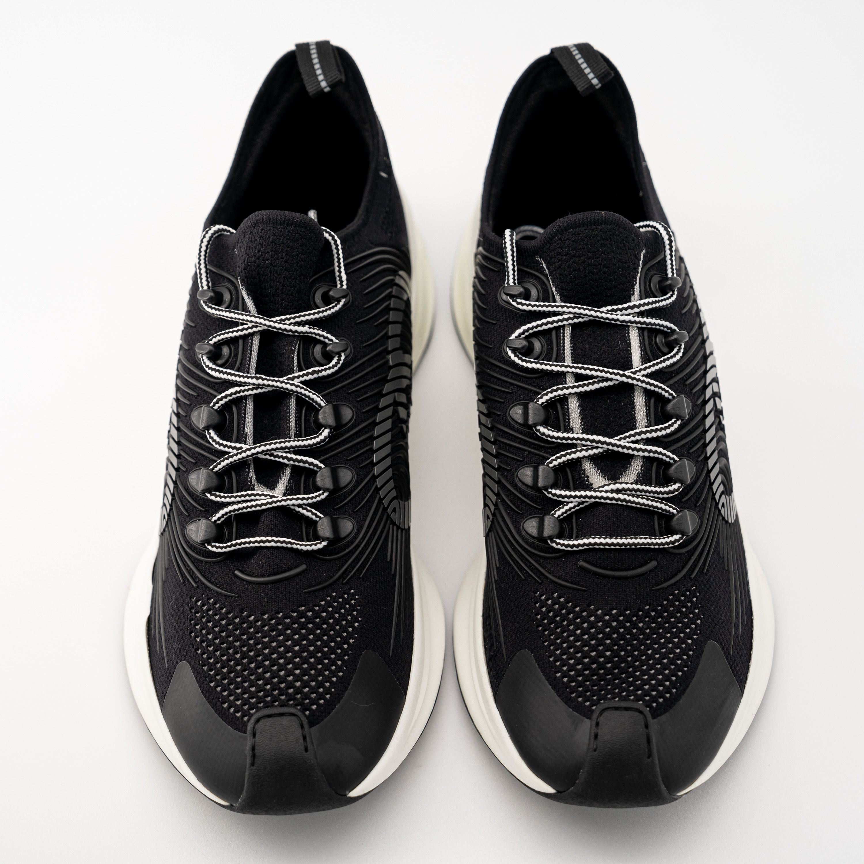 Gucci G 12.5 US 13 Gucci Run Sneaker Black White Knit GG Size US 13 / EU 46 - 3 Thumbnail