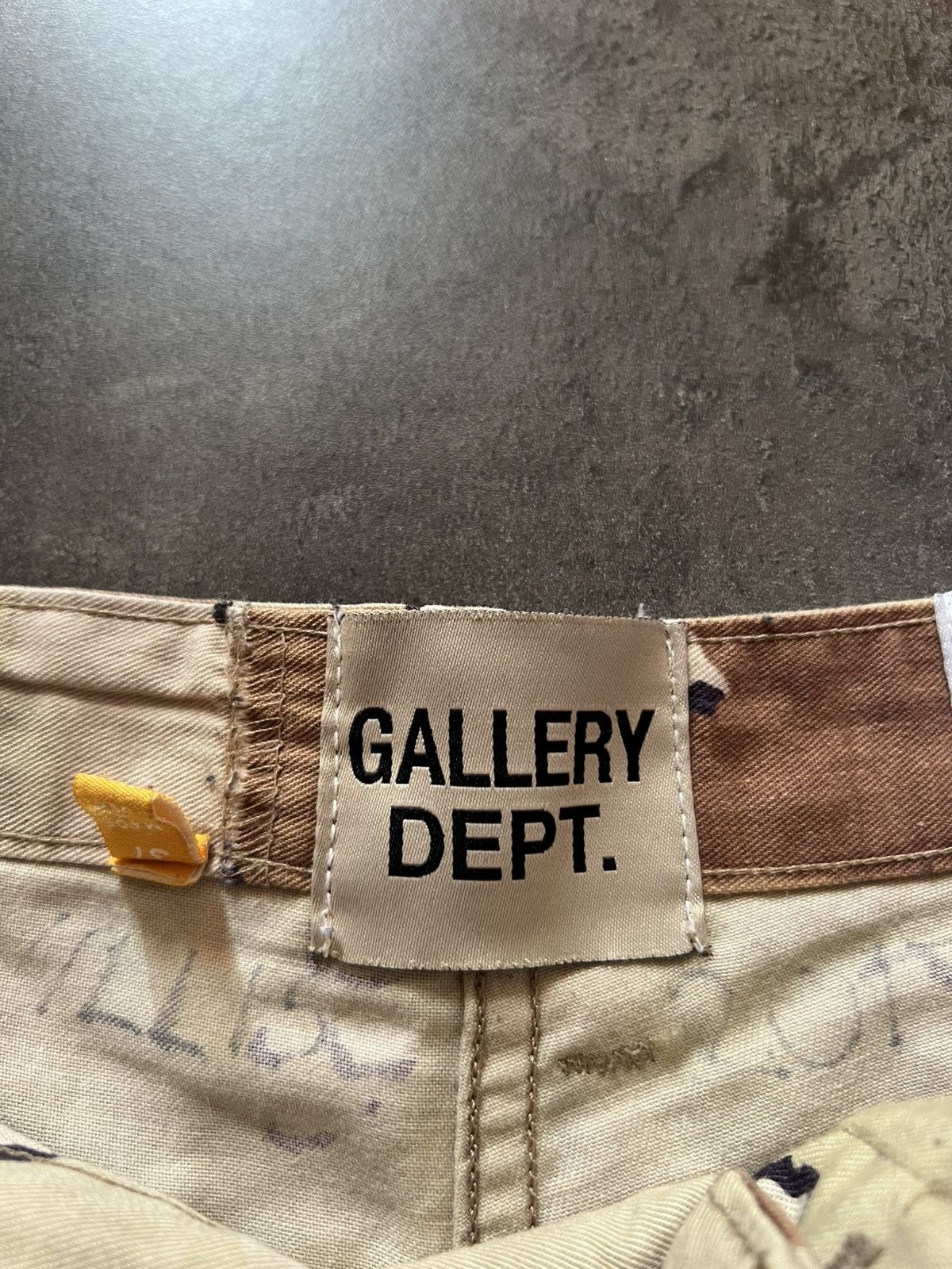 Gallery Dept. *final drop* Gallery Dept Desert Camo Shorts sz. 38 Size US 38 / EU 54 - 8 Thumbnail