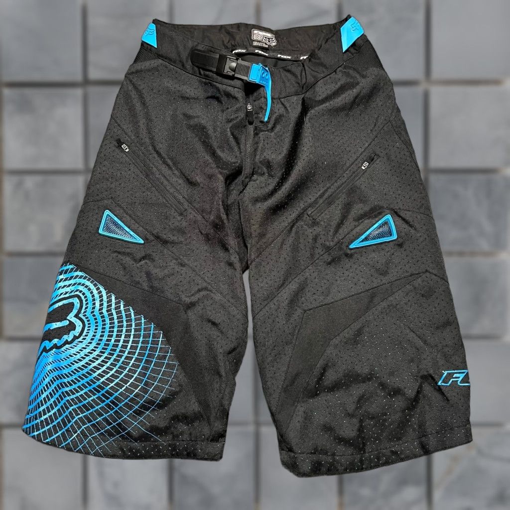 Fox Racing Fox Racing Shorts Mens 32 Demo DH Downhill Riding Cycle Moto Black Blue Mens Regular 32 Athletic Black Blue Fox Racing Shorts Size US 32 / EU 48 - 1 Thumbnail