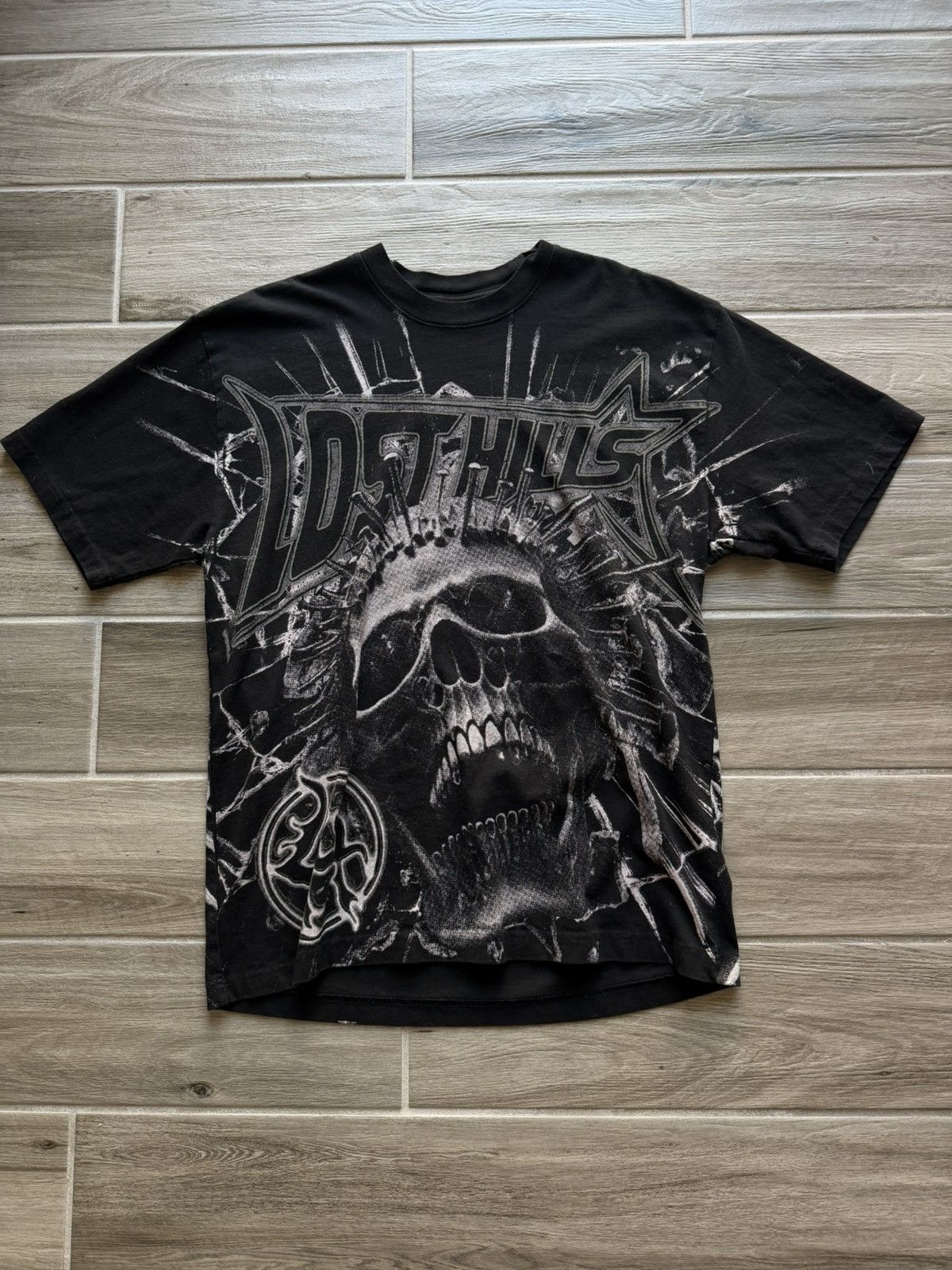 Crazy Lost in the Hills Skull Graphic Logo T-Shirt Sz Large