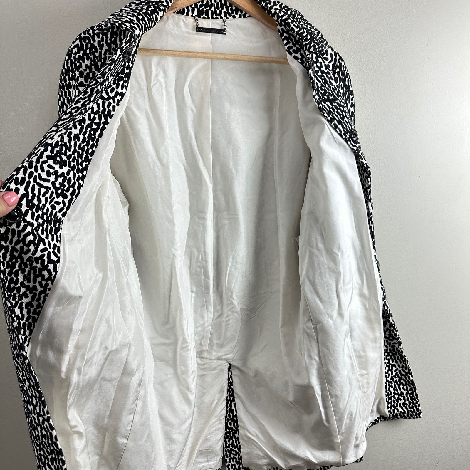 Diane von Furstenberg Diane Von Fursternburg Black White Lennon Belt Trench Coat 6 Size M / US 6-8 / IT 42-44 - 8 Thumbnail