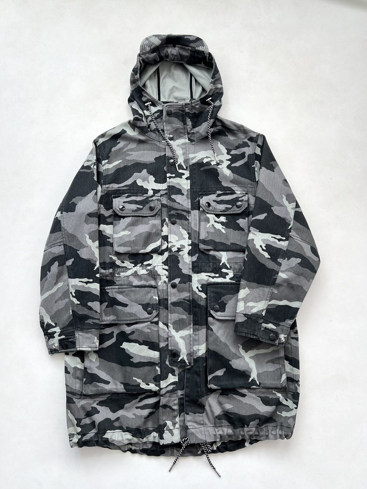 Armani × Armani Exchange × Emporio Armani Armani Exchange F/W18 Arctic Camo Military Multipocket Parka Size US M / EU 48-50 / 2 - 1 Thumbnail