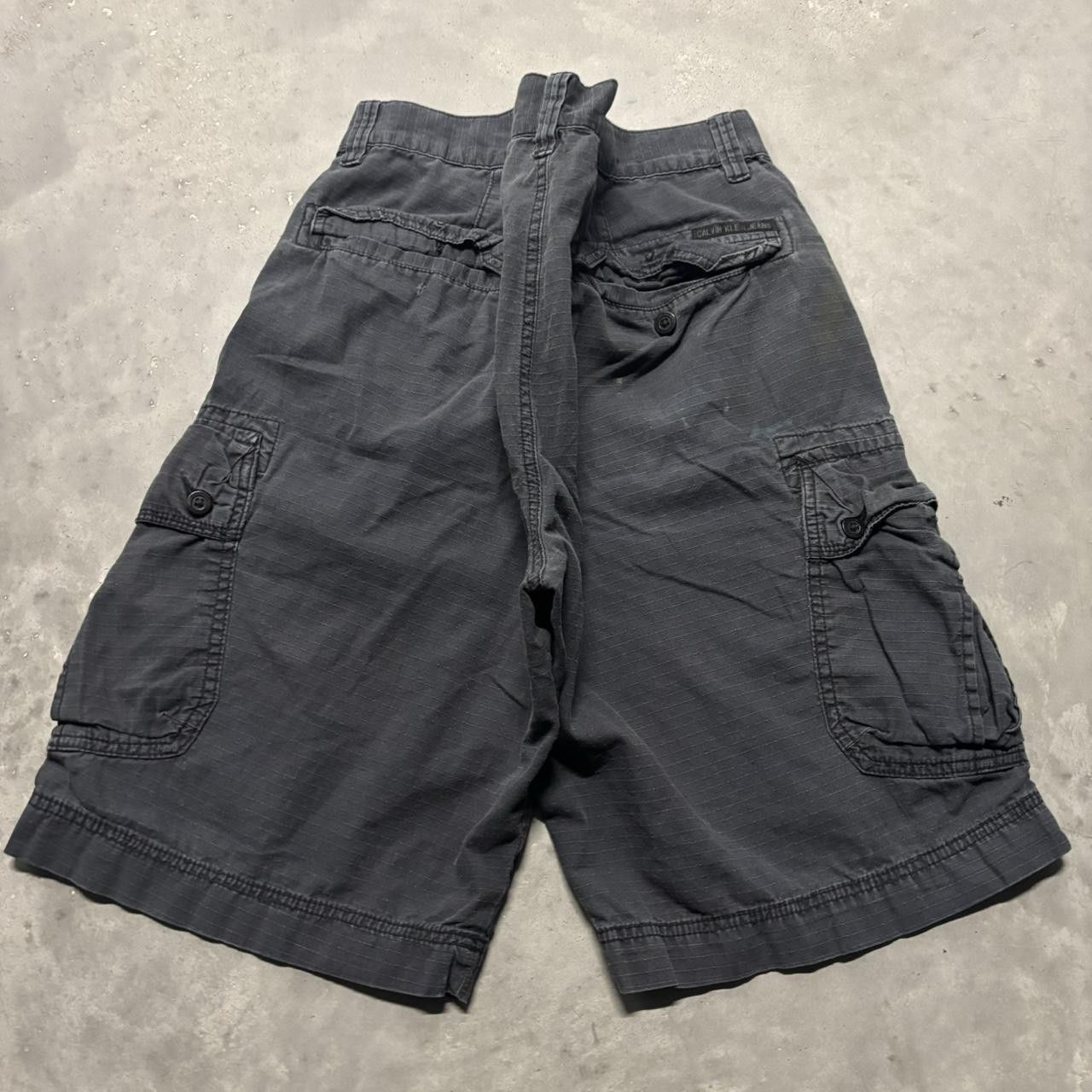 Calvin Klein × Vintage Crazy Vintage Y2K/2000s Baggy Faded Black Calvin Klein Skater Cargo Shorts! Size US 36 / EU 52 - 5 Thumbnail