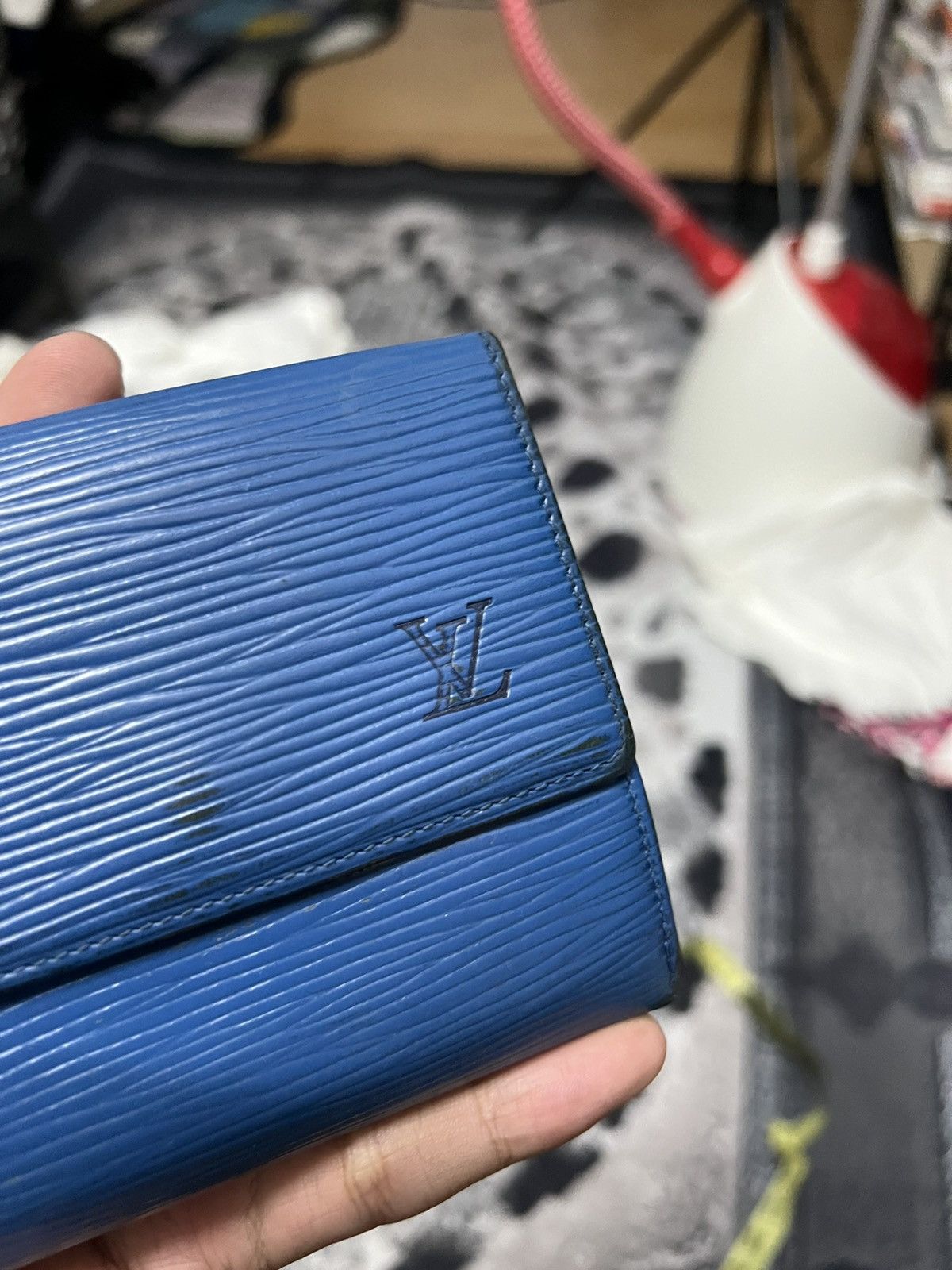 Louis Vuitton Louis Vuitton Wallet Size ONE SIZE - 2 Thumbnail