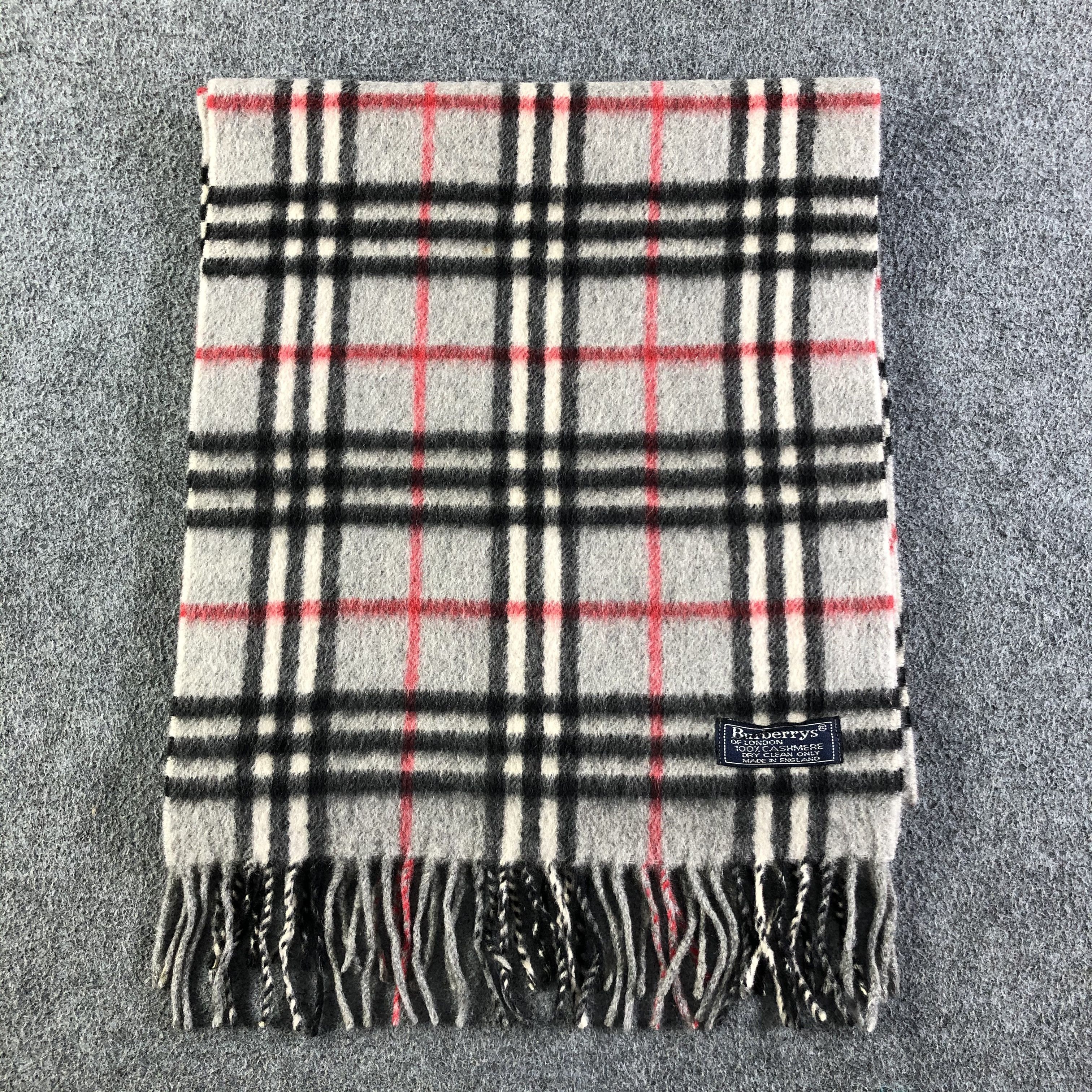 Burberry Burberrys Scarf / Muffler / Neckwear P030 Size ONE SIZE - 2 Thumbnail