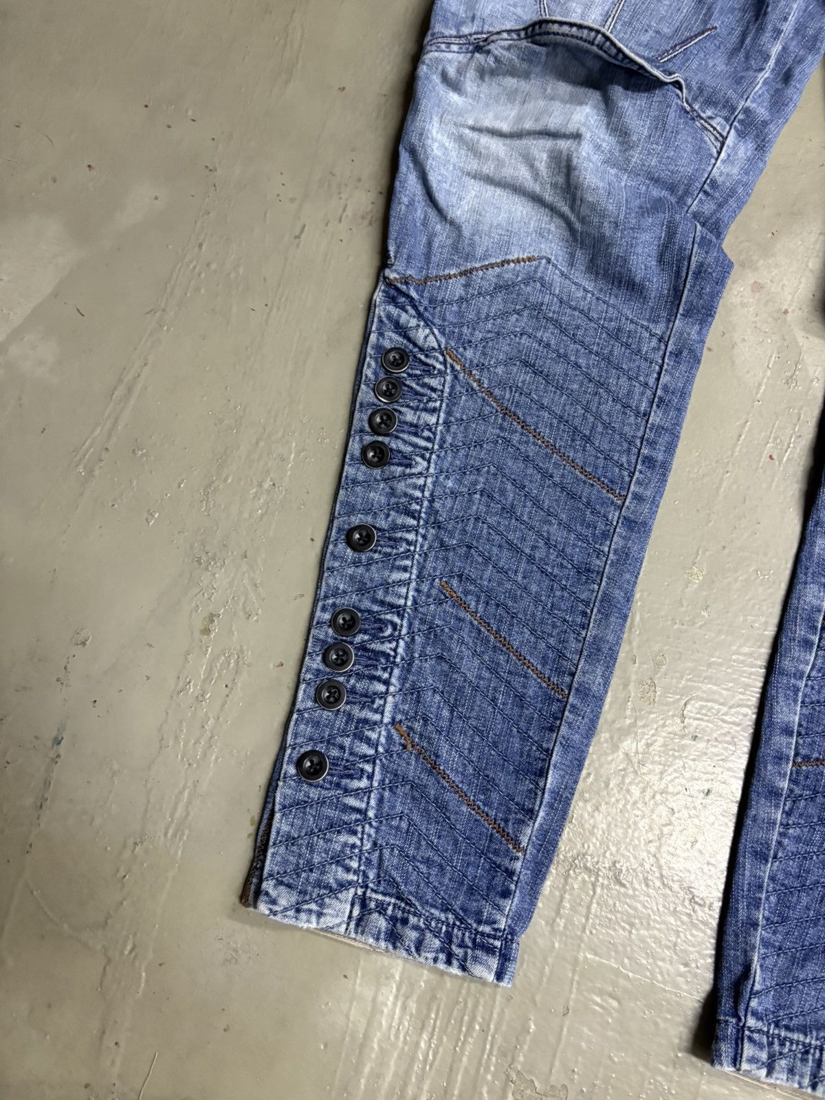 Marithe + Francois Girbaud Vintage Buckle Back Marithe+Francois Girbaud Y2K Capri Jeans Size US 28 / EU 44 - 4 Thumbnail