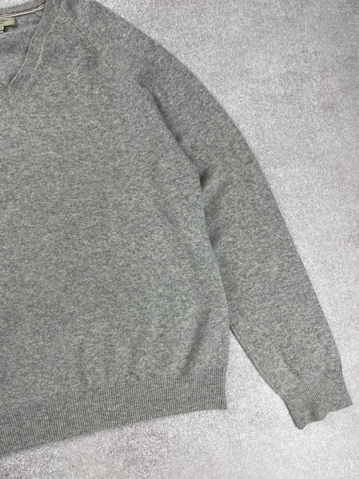 Burberry Burberry London Cashmere Sweater Men’s Size US M / EU 48-50 / 2 - 2 Thumbnail