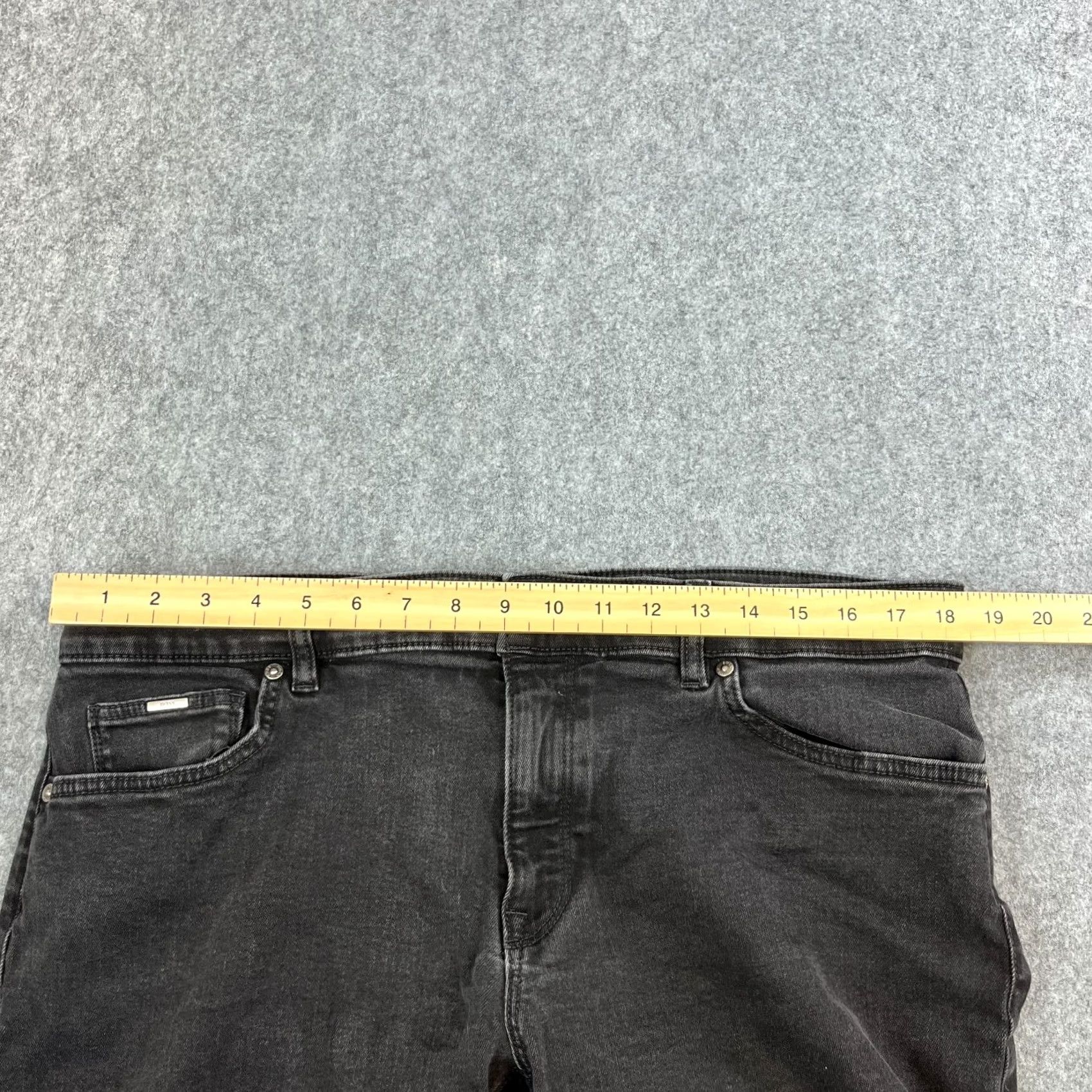 Hugo Boss HUGO BOSS Jeans Tapered Men 38 Slim 32 Dark Black Denim Stretch 5-Pocket Slim Fit Maine 1 Mens Size US 38 / EU 54 - 6 Thumbnail