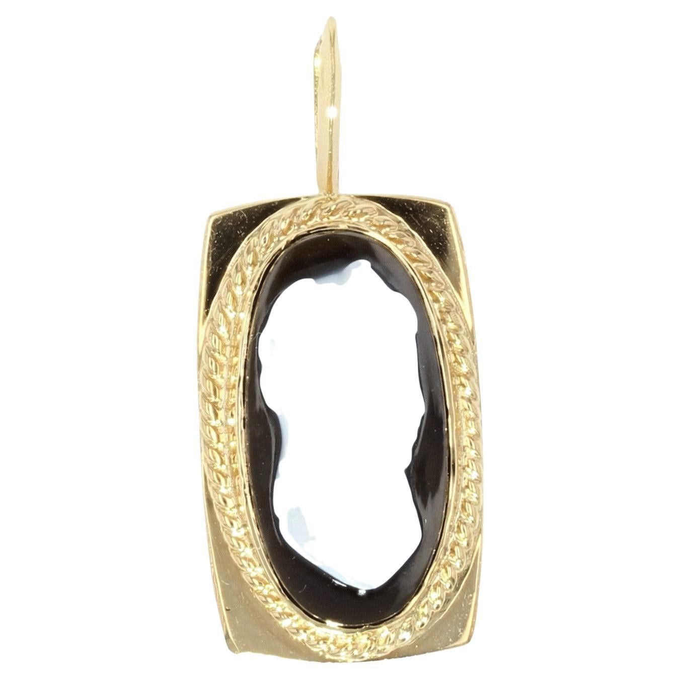 image of Vintage French 1960S Cameo On Onyx 18 Karat Yellow Gold Pendant, Women's