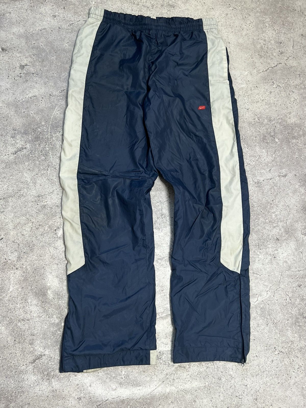 Nike × Vintage Nike vintage baggy nylon track pants y2k Size US 33 - 2 Thumbnail