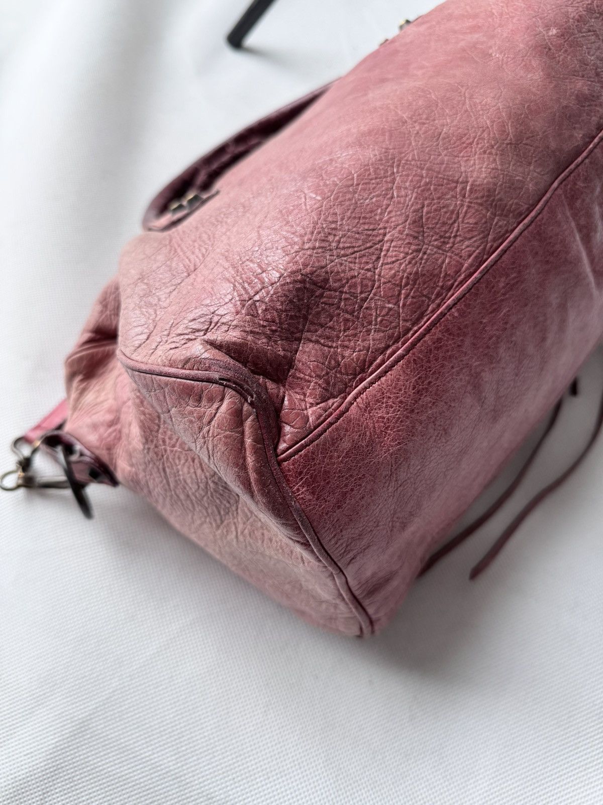 Balenciaga × Designer × Vintage Vintage Balenciaga City Bag Distressed Leather Handbag Size ONE SIZE - 20 Thumbnail