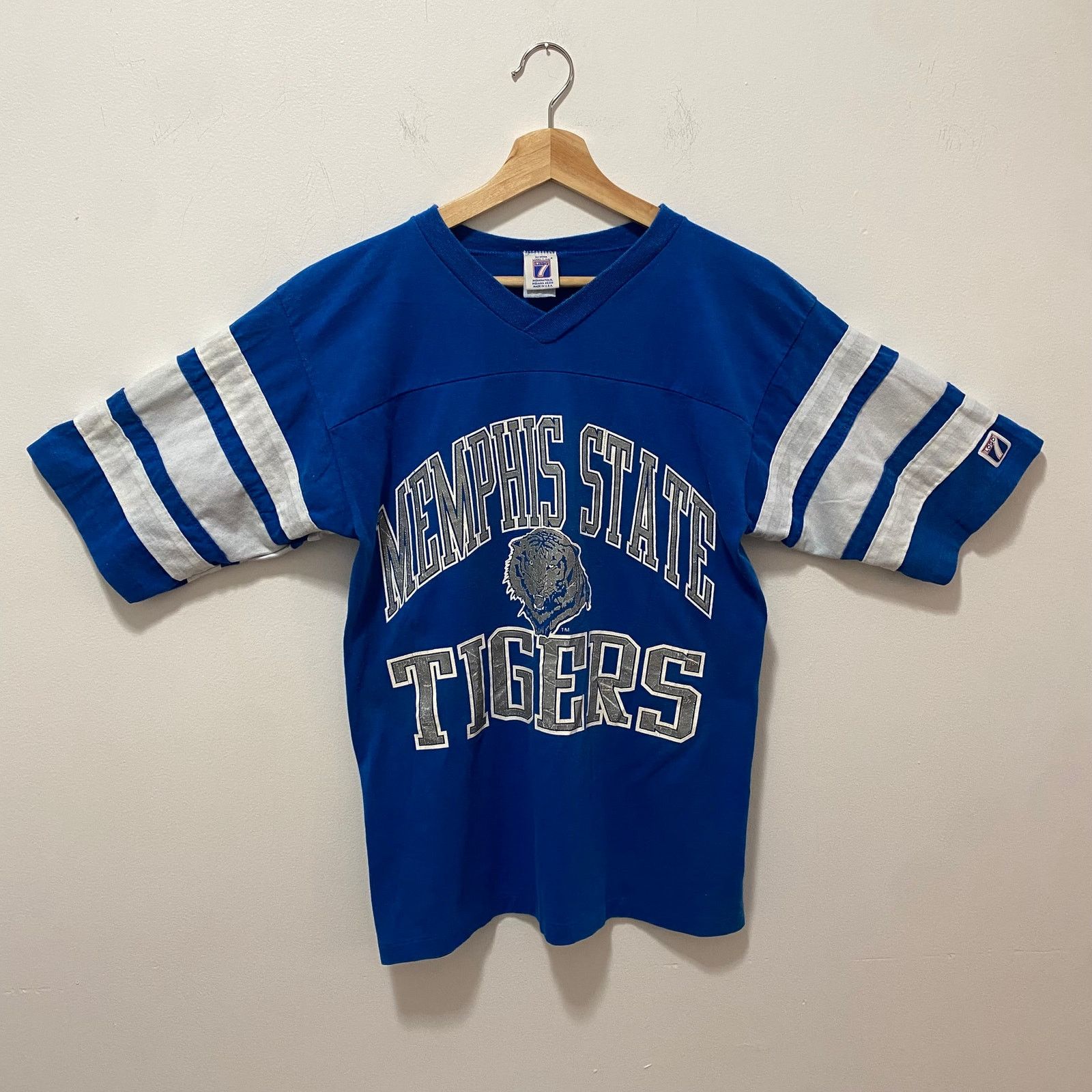 EC Melodi × Streetwear × Vintage Ec melodi spike logo tee skate