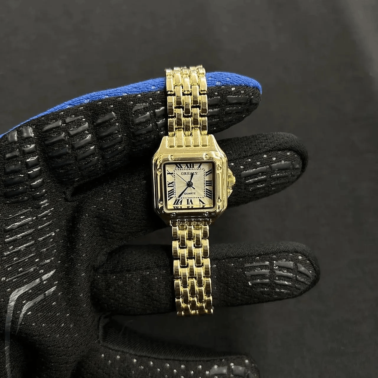 Jewelry Vintage 2000s Style Gold Rectangular Quartz Luxury Watch Size ONE SIZE - 5 Thumbnail
