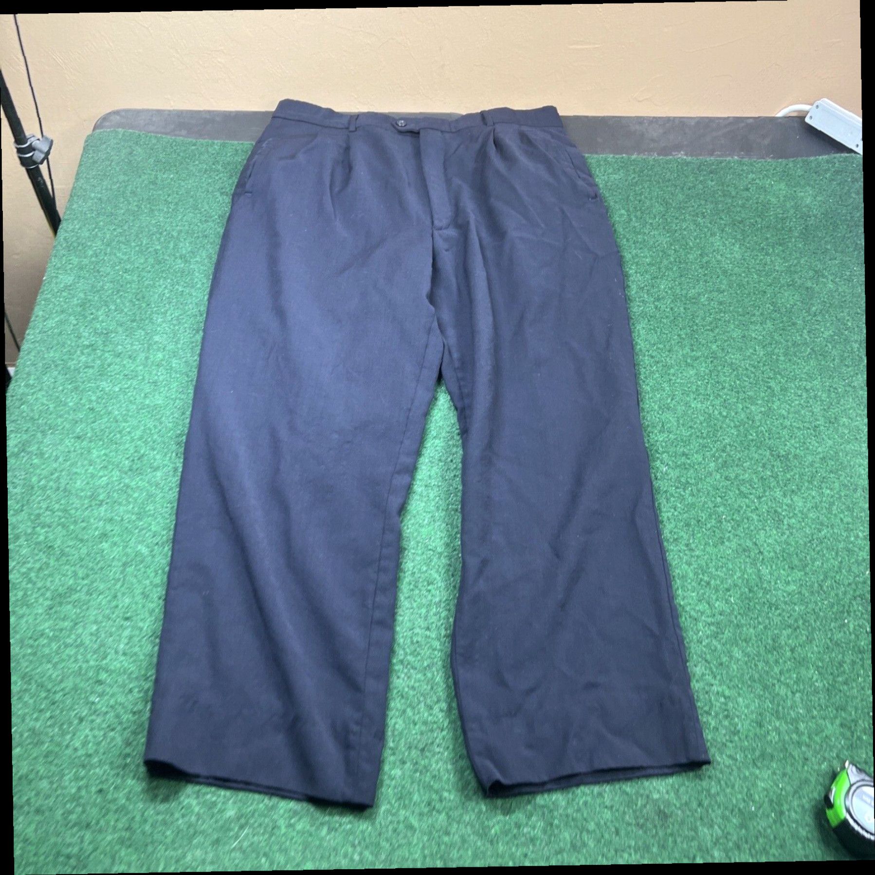 Vintage Mens Giorgio Sanetti Navy Super 100s Italy Pleated Cuffed Dress Pants 36 x 30 Size US 36 / EU 52 - 1 Thumbnail