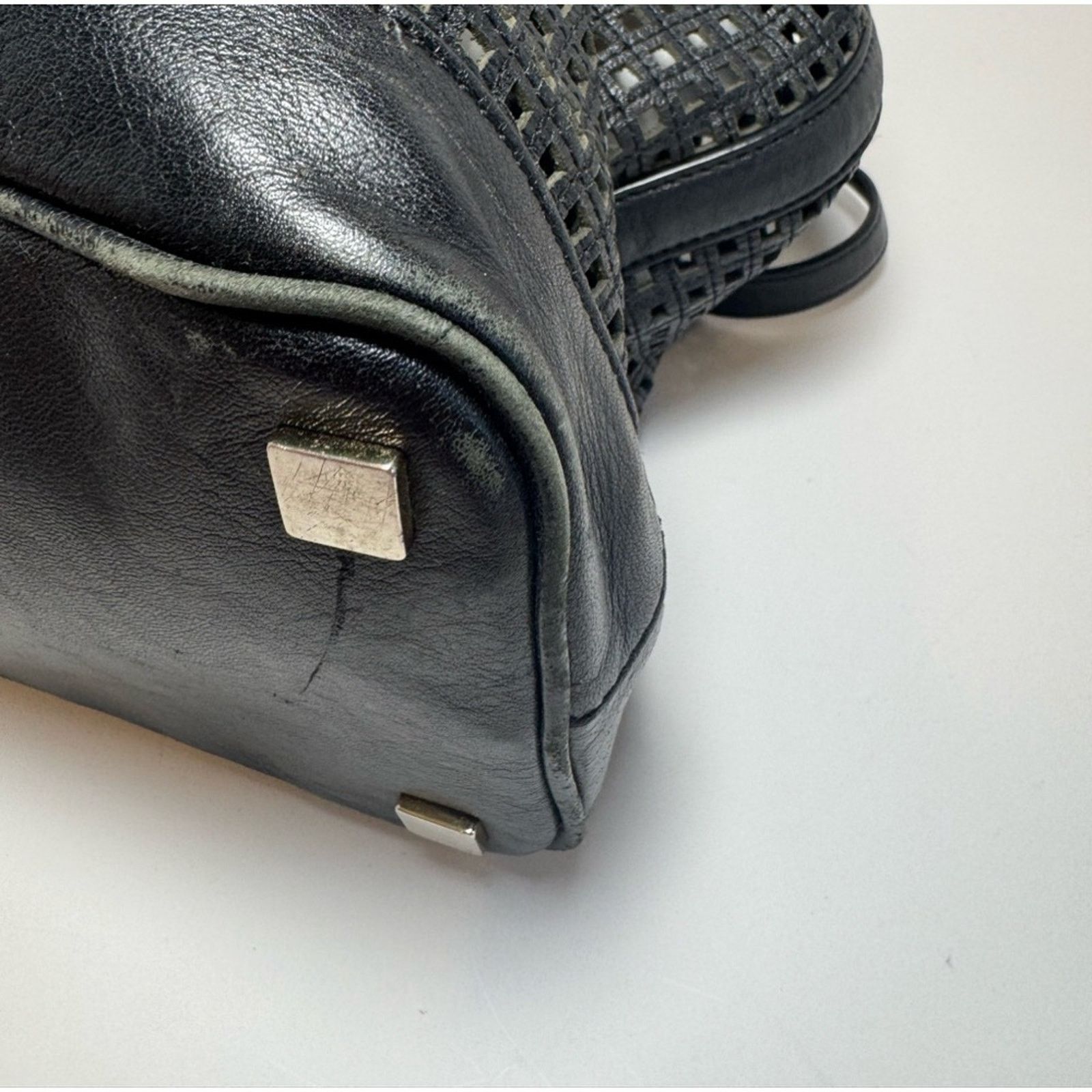 Michael Kors Michael Kors Bridget Black Leather Large Perforated Tote Bag Size ONE SIZE - 11 Thumbnail