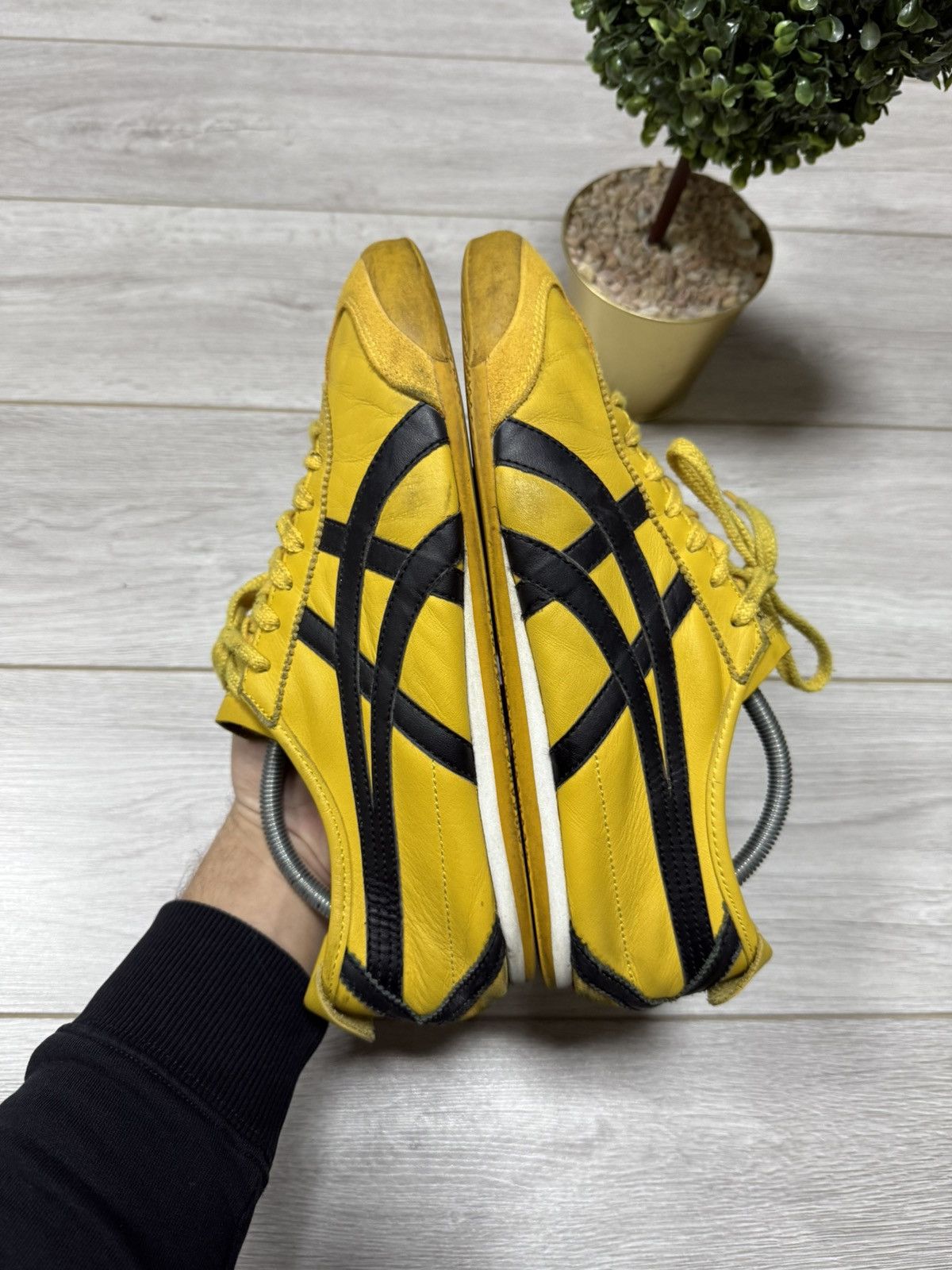 Asics ASICS Onitsuka Tiger Kill Bill icon yellow vintage sneakers Size US 11 / EU 44 - 9 Thumbnail