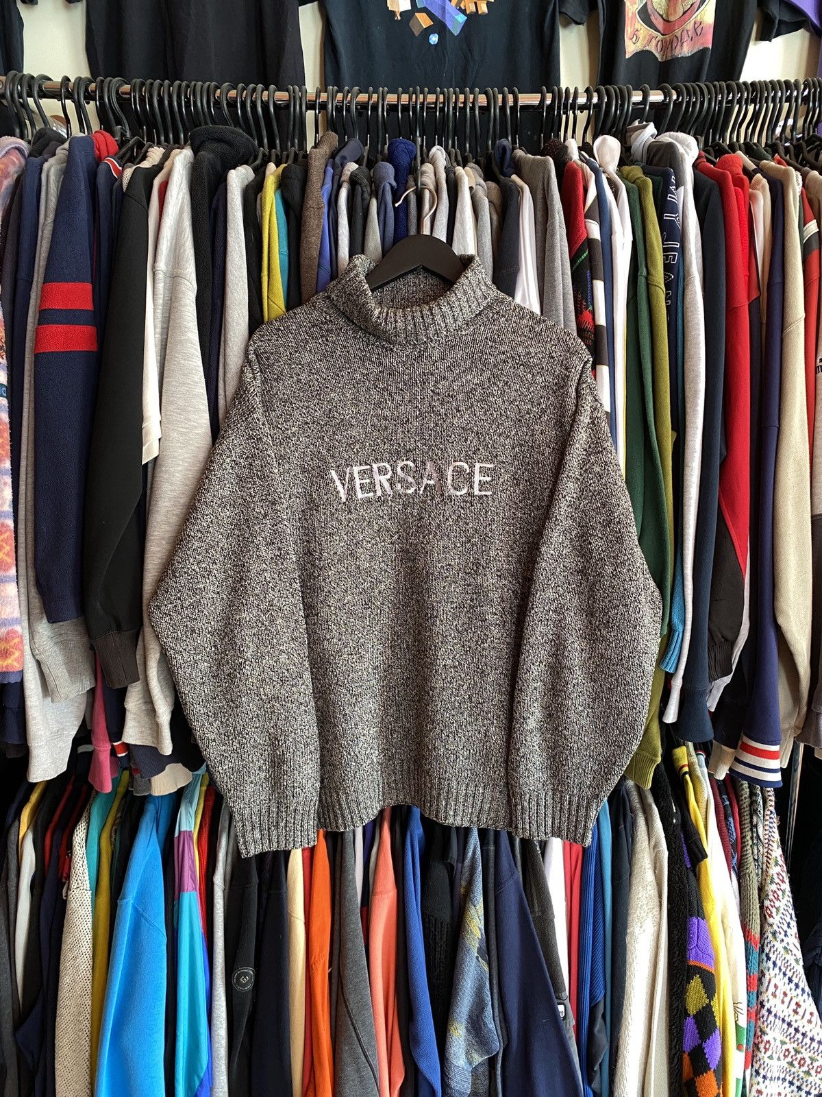 Versace VERSACE VINTAGE KNIT SWEATER BIG LOGO 90s Size US XL / EU 56 / 4 - 1 Thumbnail