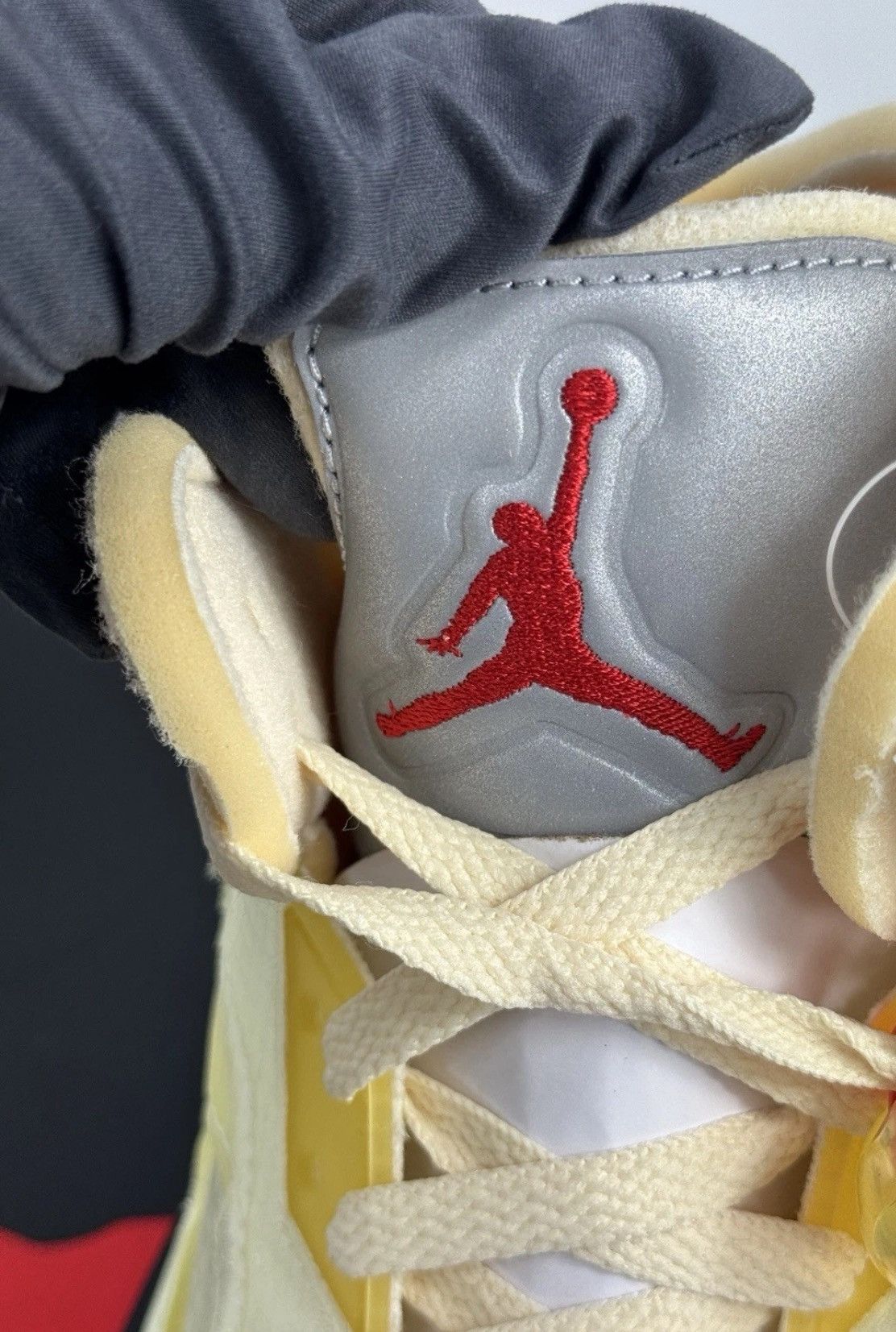 Nike × Off-White Jordan 5 SP x Off-White, Mid Sail, UK 7.5. US 8.5 Size US 8.5 / EU 41-42 - 18 Thumbnail