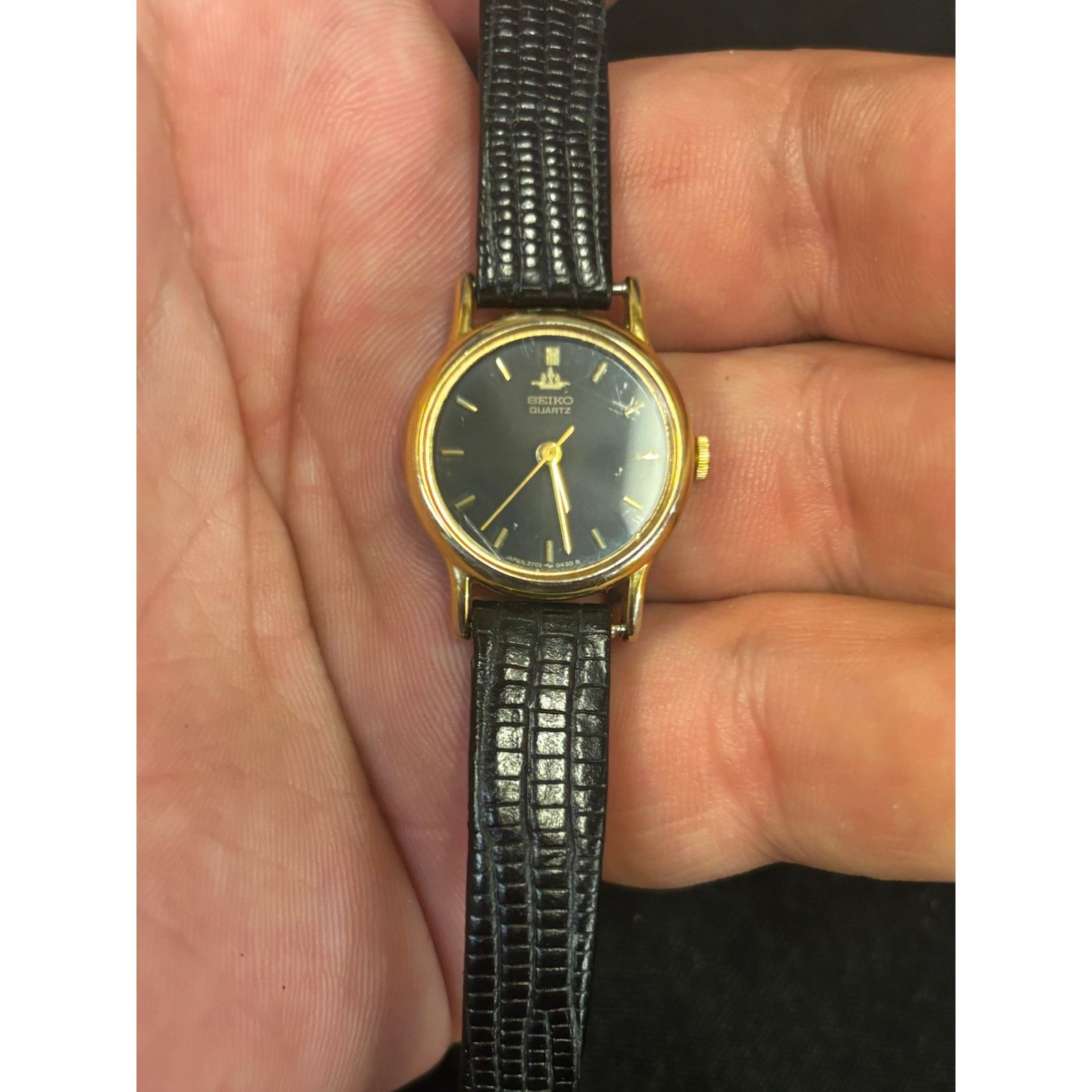 Seiko Vintage Seiko 2Y01-0010 Women’s Watch! New Battery! Size ONE SIZE - 11 Thumbnail