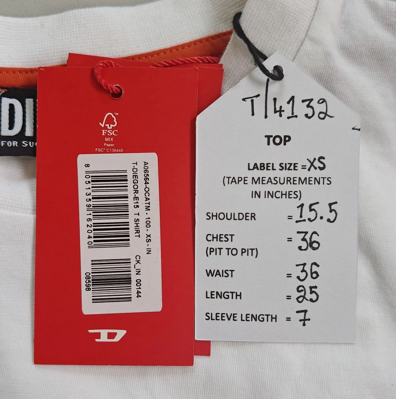 Diesel DIESEL White T-Shirt With Logo Patch T 4132 Size US XS / EU 42 / 0 - 5 Thumbnail