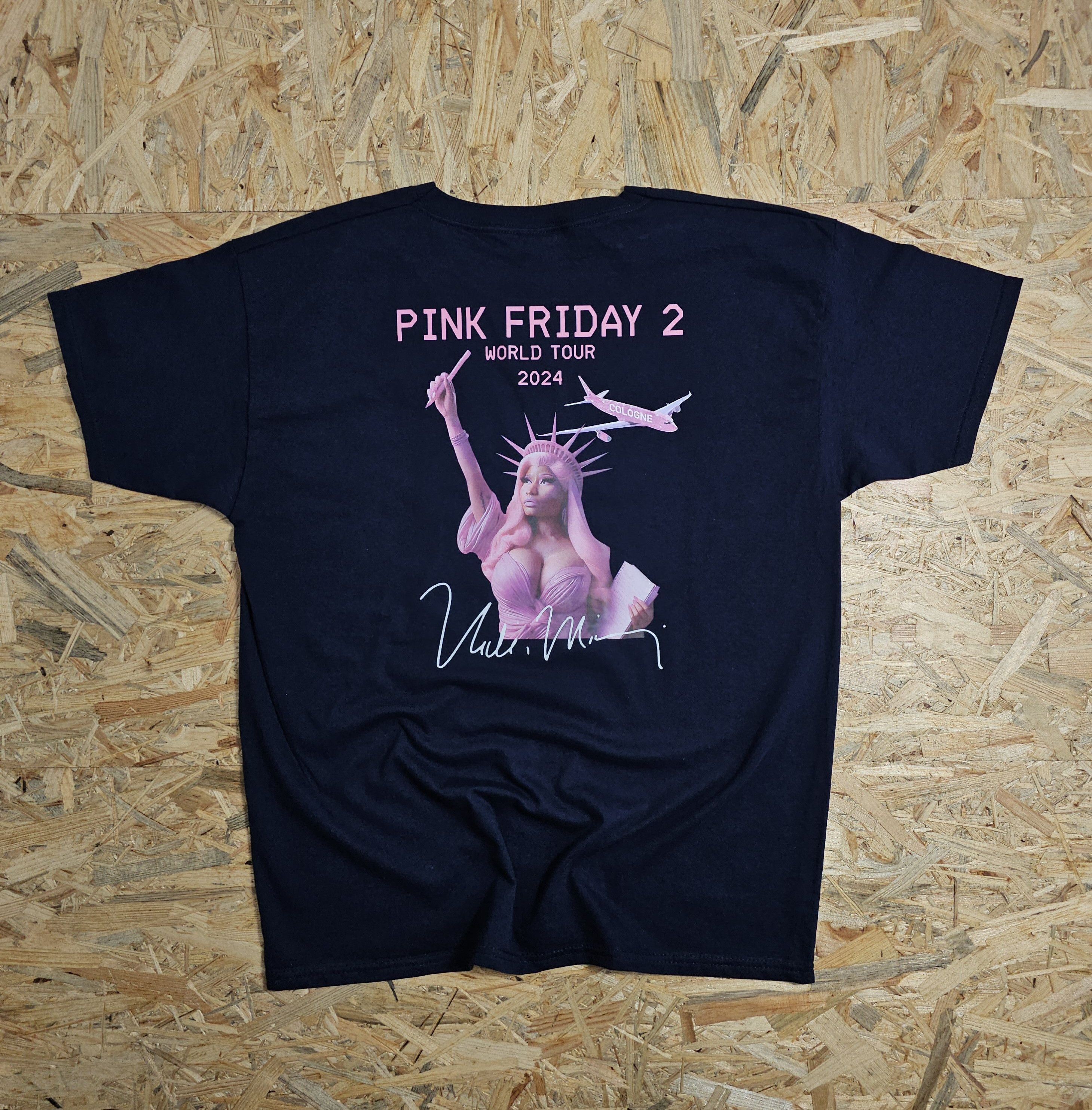 Japanese Brand × Vintage NICKI MINAJ 2024 WORLD TOUR PINK FRIDAY HIP HOP RAP SHIRT L Size US L / EU 52-54 / 3 - 5 Thumbnail