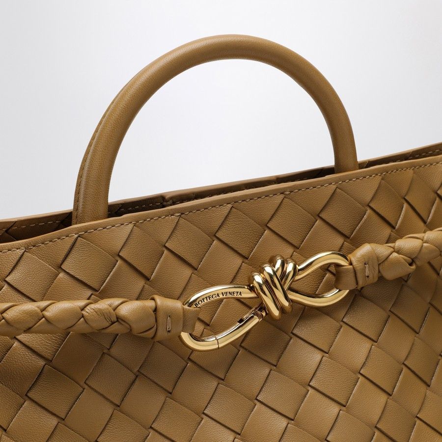 Bottega Veneta o1d2blof0824 Size: OS / Medium Handbag in Brown Size ONE SIZE - 5 Thumbnail
