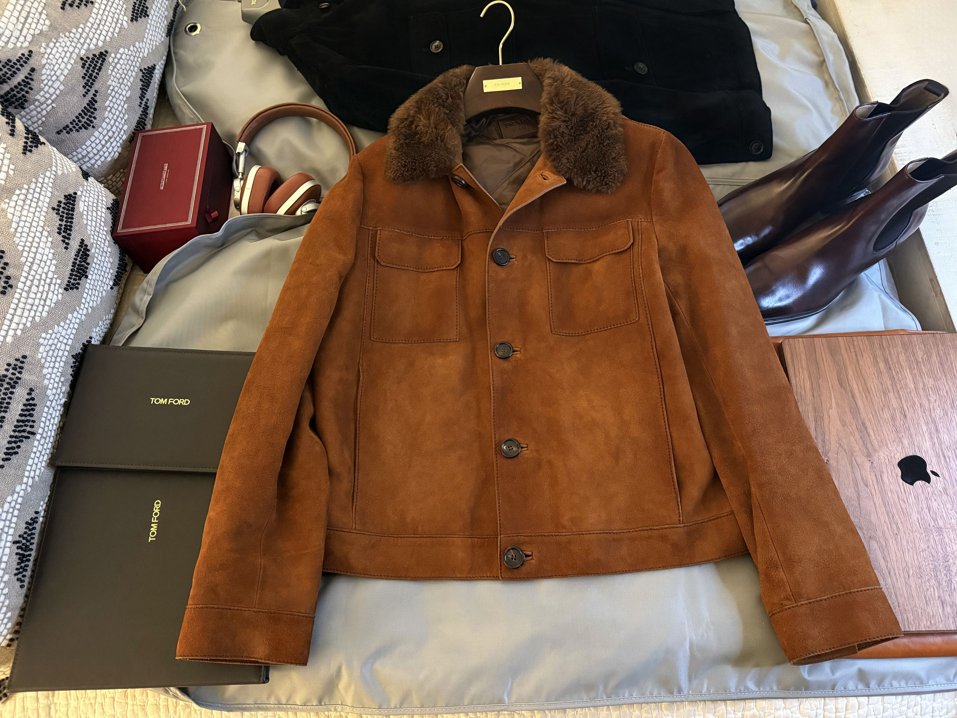 Prada Ultimate Rare $10,500 w/tax Shearling Collar Burnished Suede Size US L / EU 52-54 / 3 - 11 Thumbnail