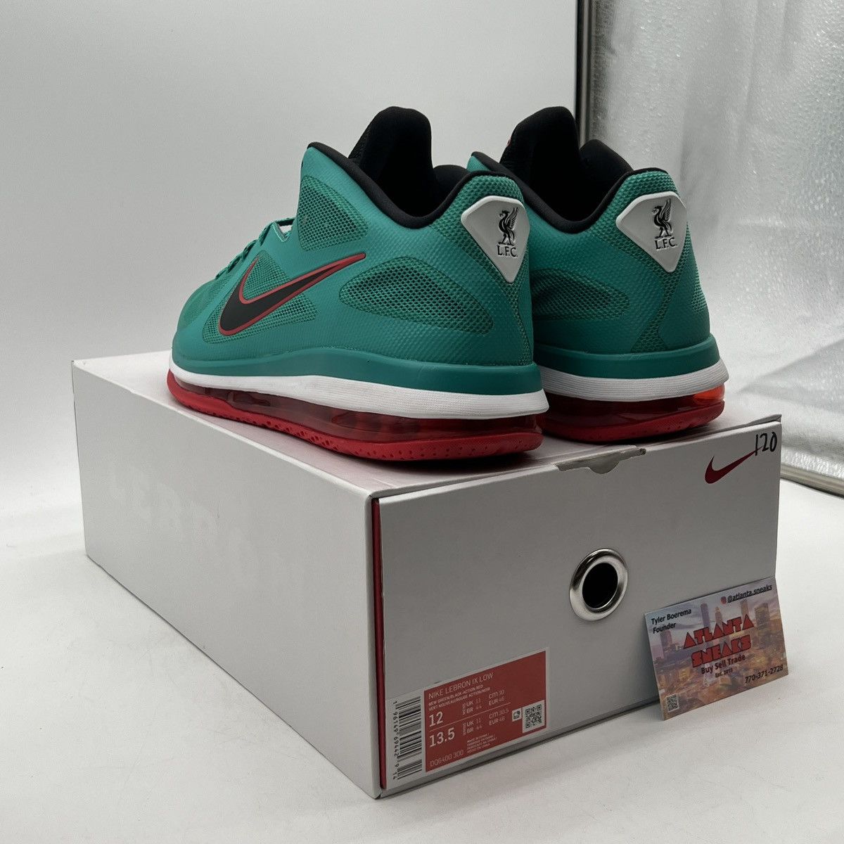Nike Lebron 9 low reverse Liverpool Size US 12 / EU 45 - 4 Thumbnail