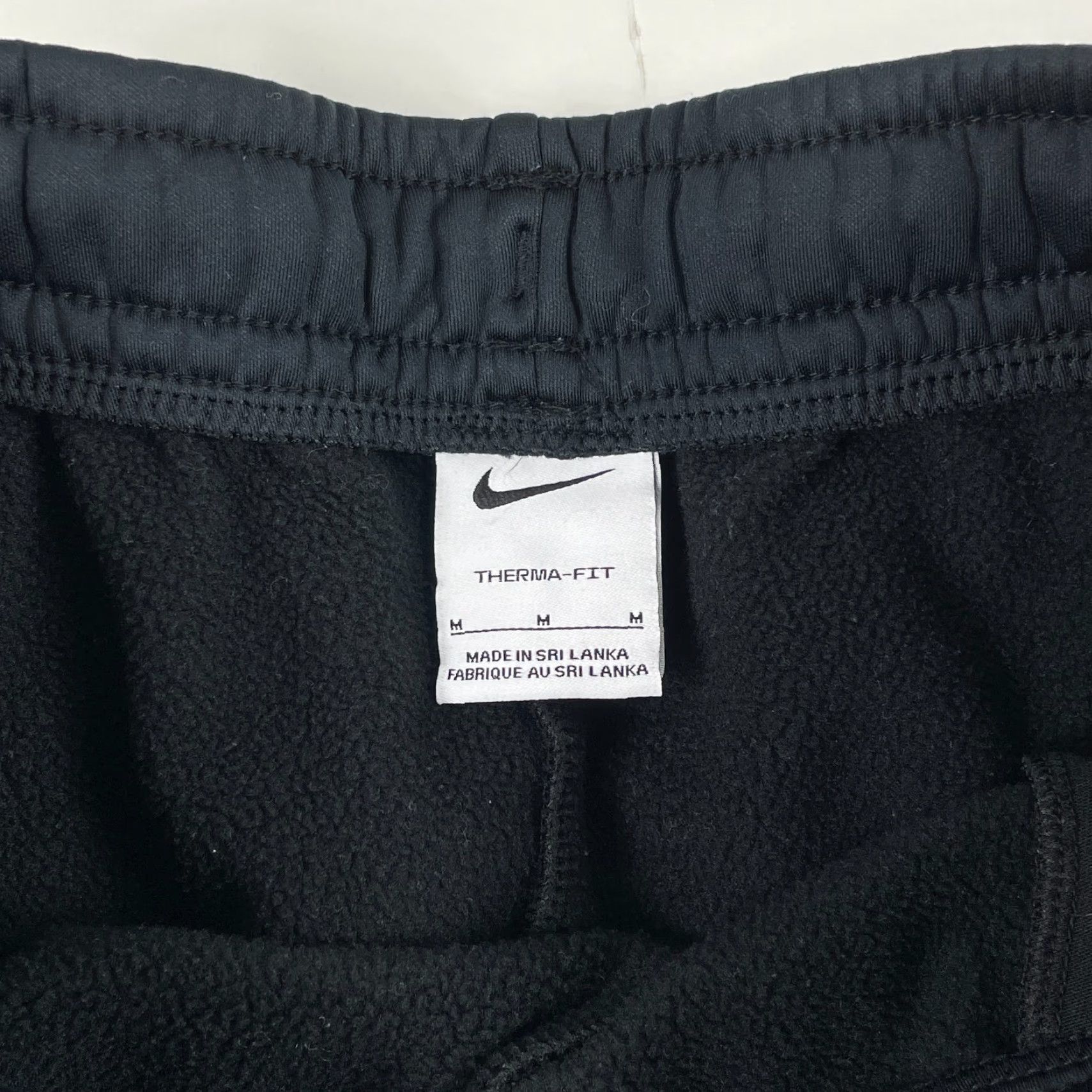 Nike Nike Sweatpants Womens Medium Black Therma Fit Relaxed Tapered Workout Gym Lined Size 28" / US 6 / IT 42 - 6 Thumbnail