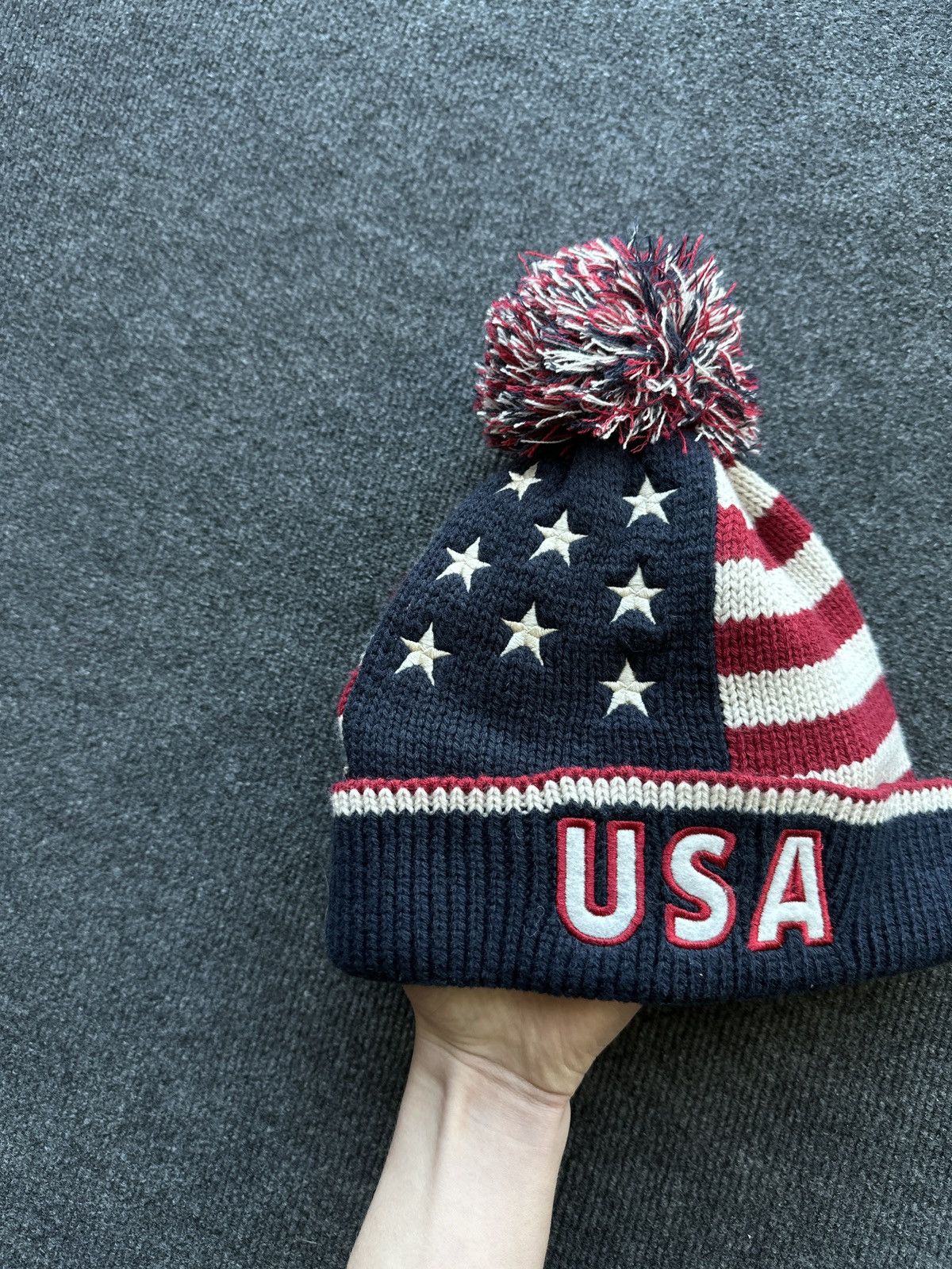 Other 🚨 VNTG USA FLAG LOGO KNITTED HAT BEANIE UNITED STATES Size ONE SIZE - 2 Thumbnail